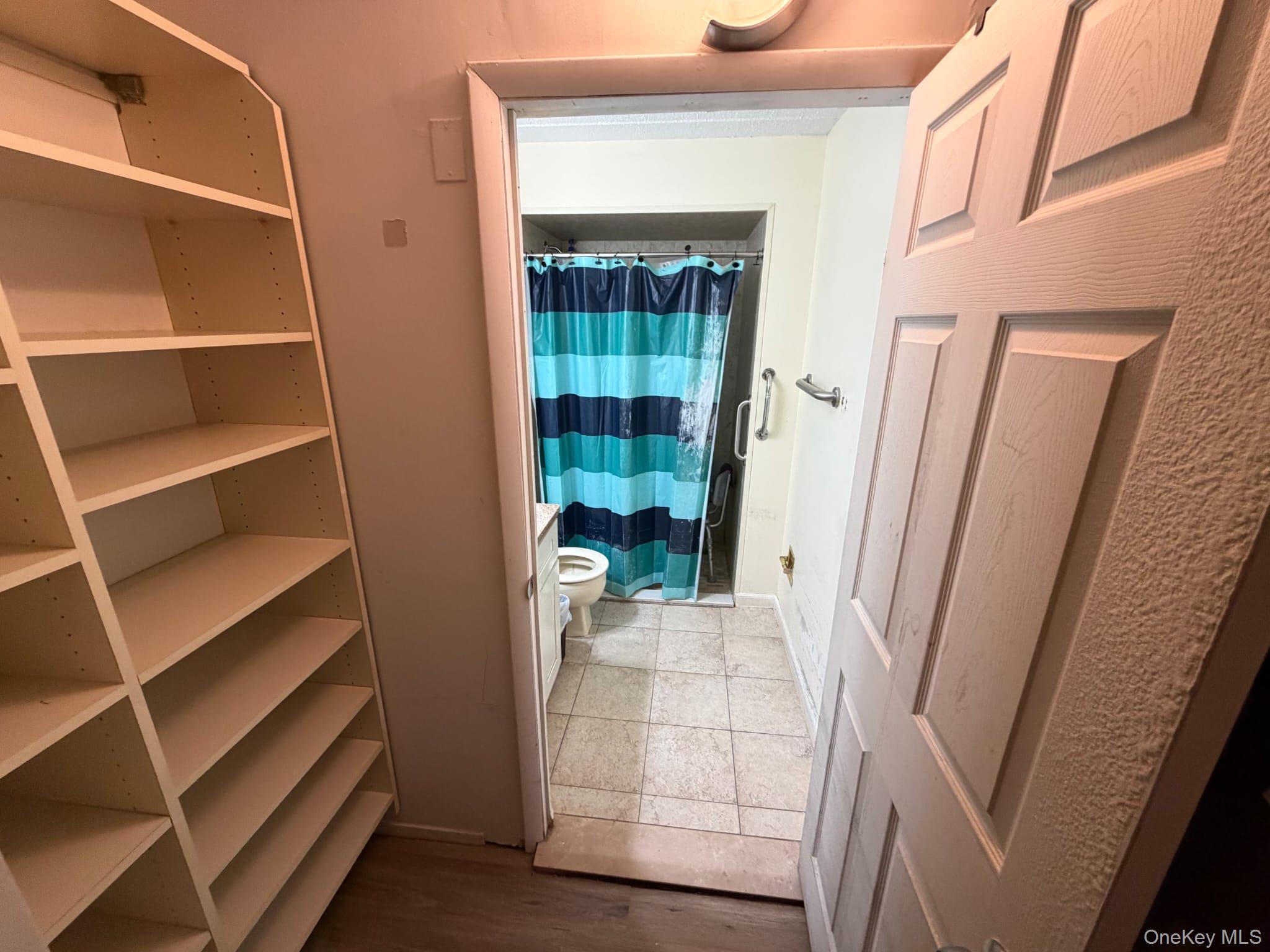 725 Miller Avenue 221 Property Photo 6