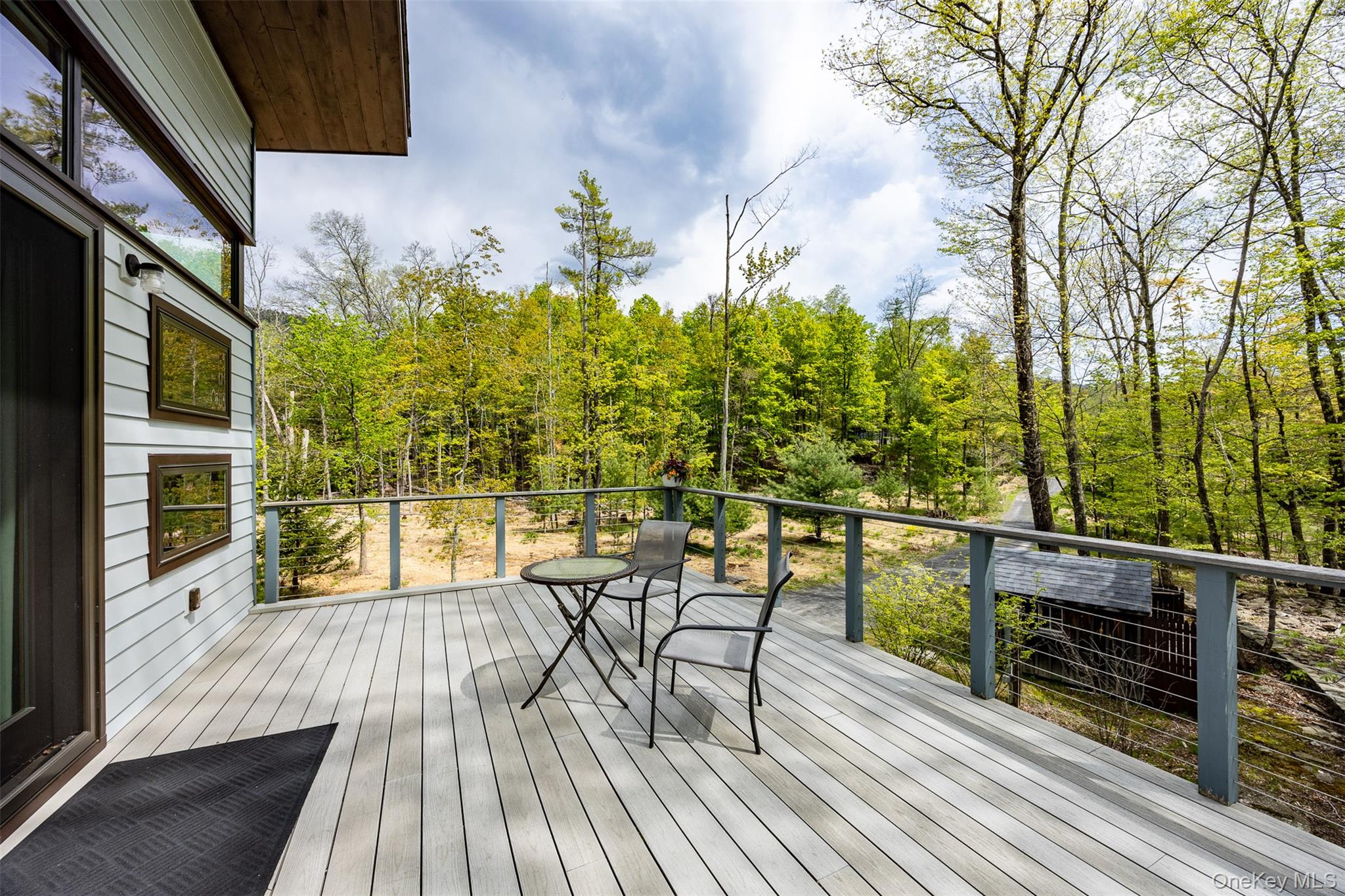 2465 Glasco Turnpike Property Photo 8