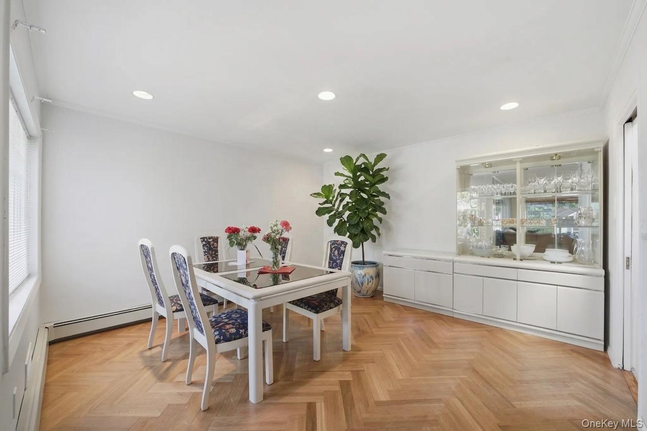 29 Montrose Road Property Photo 6
