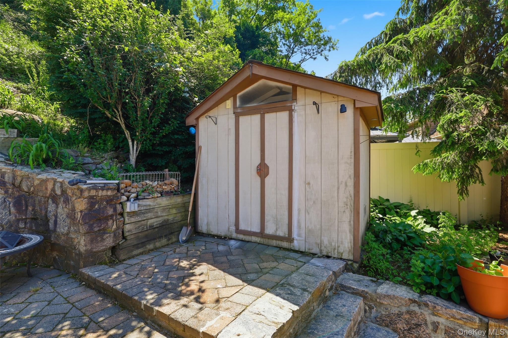 29 Montrose Road Property Photo 31