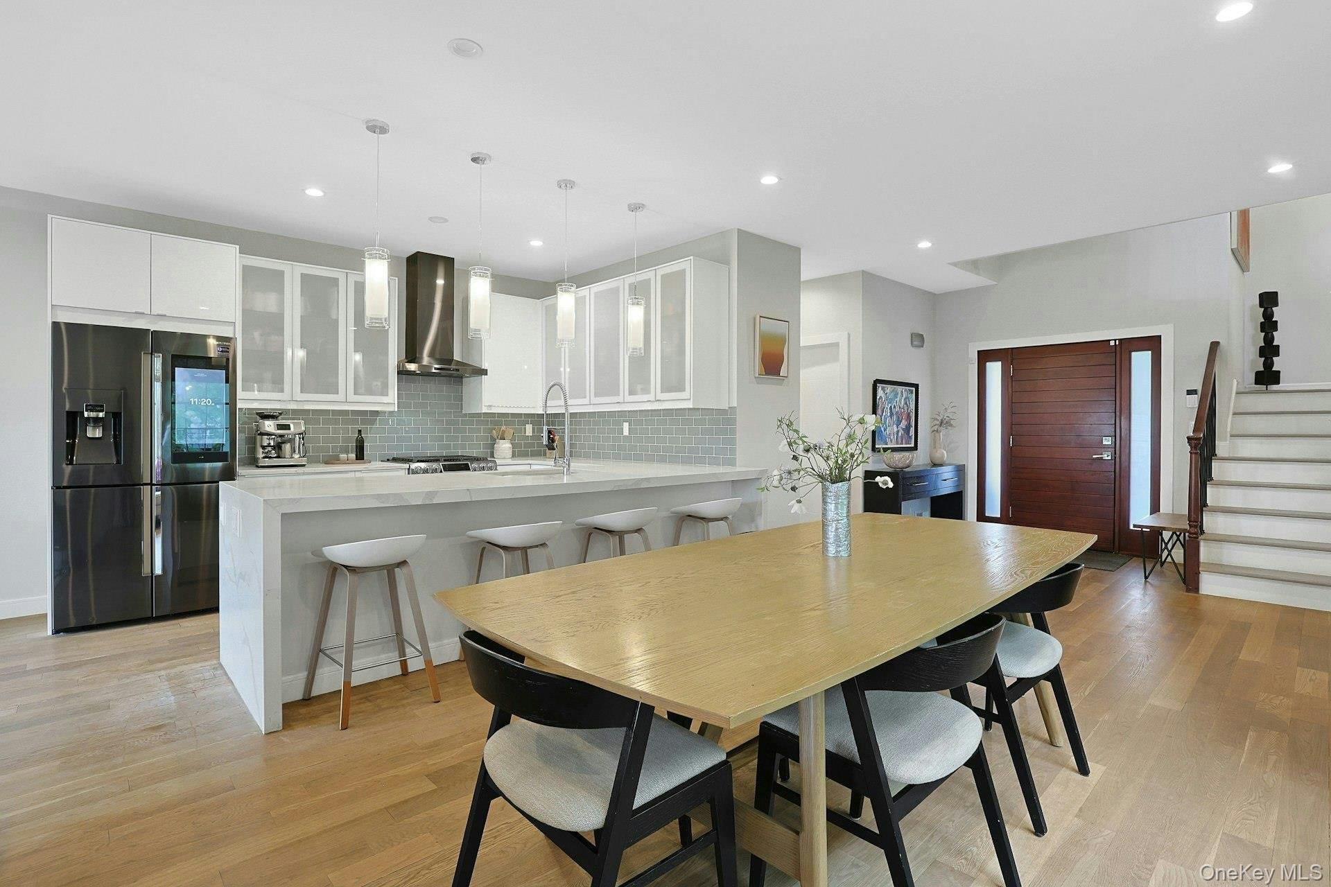 28 Rose Street 28 Property Photo 6