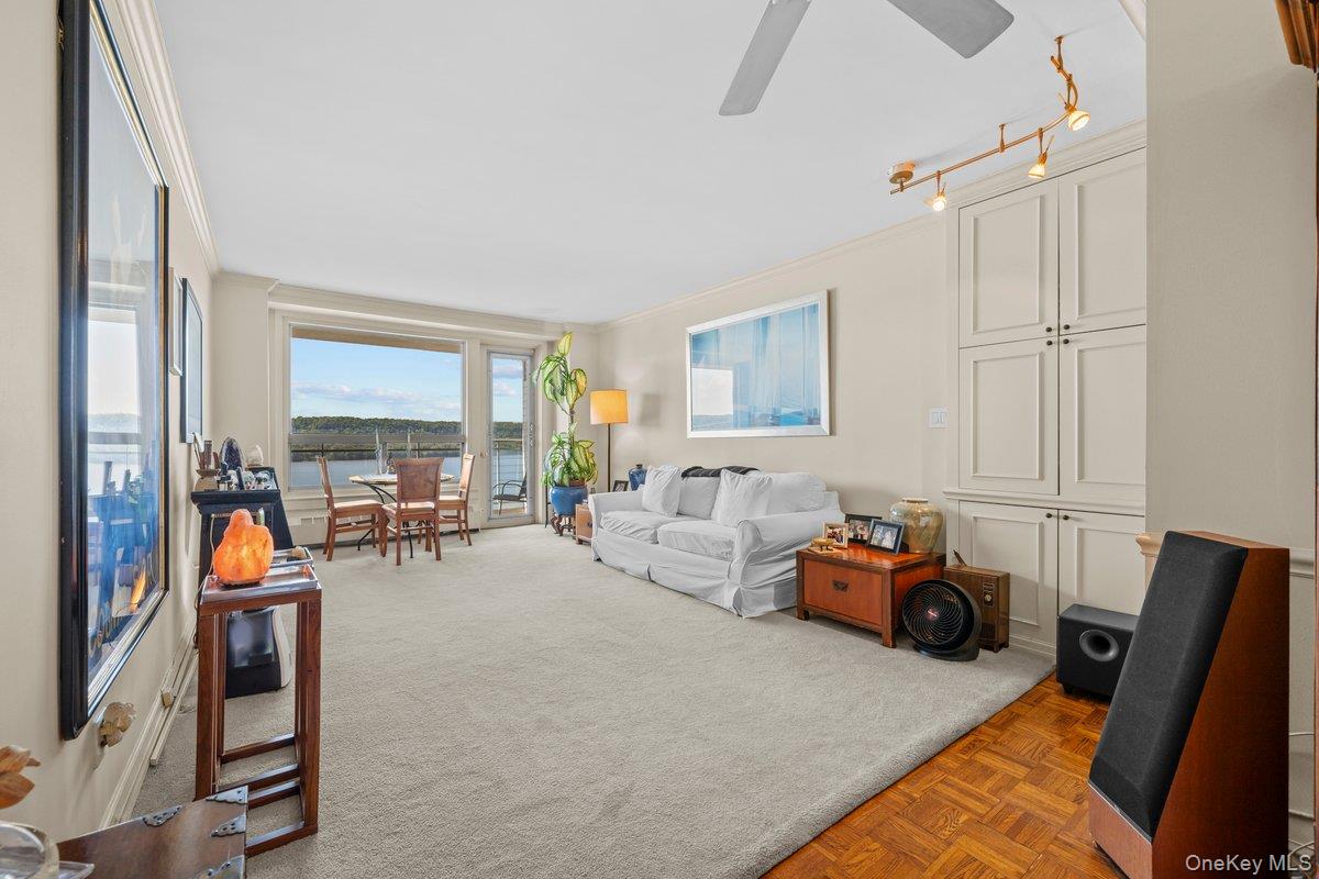 2575 Sw Palisade Avenue 12c Property Photo 7