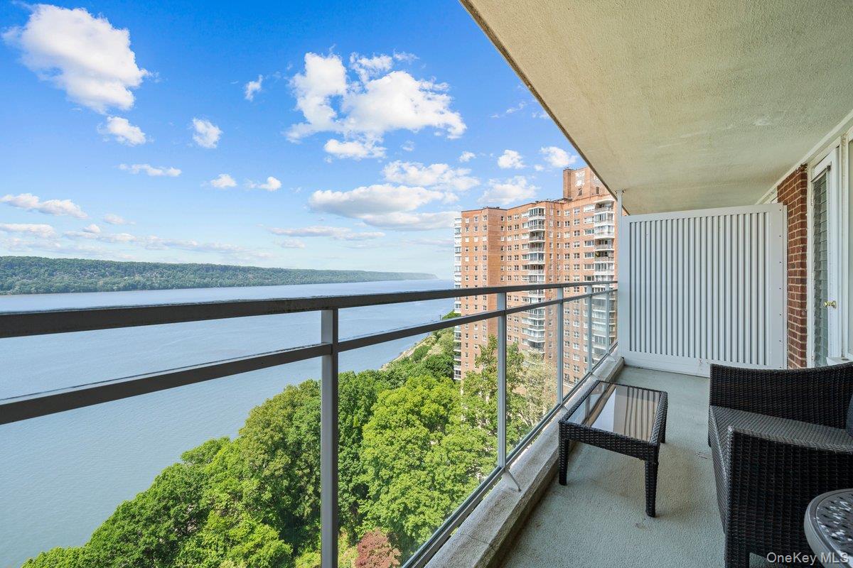 2575 Sw Palisade Avenue 12c Property Photo 10