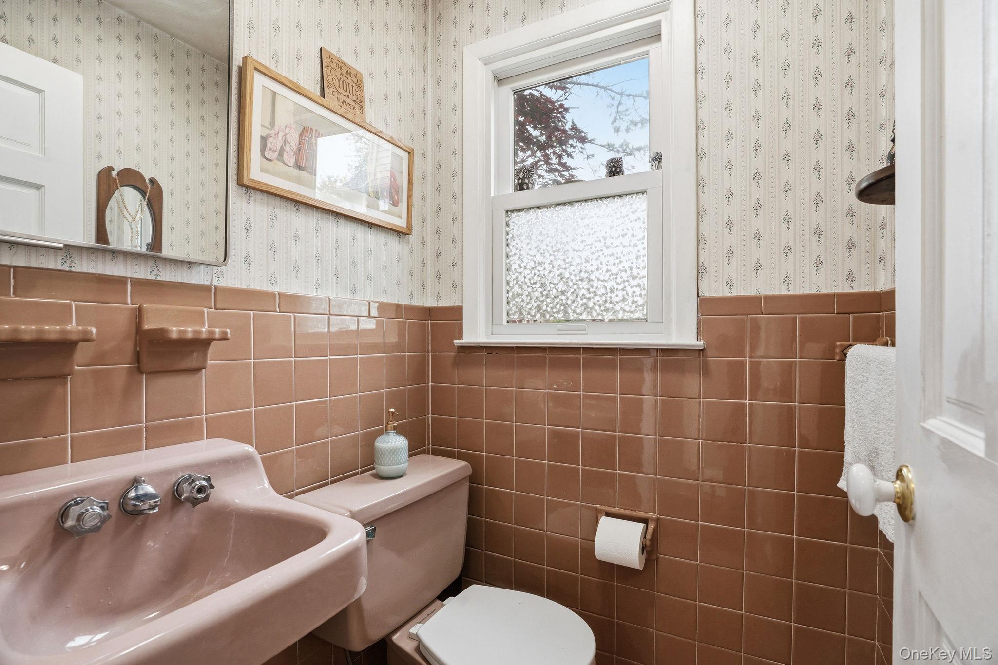 857 Webster Avenue Property Photo 11