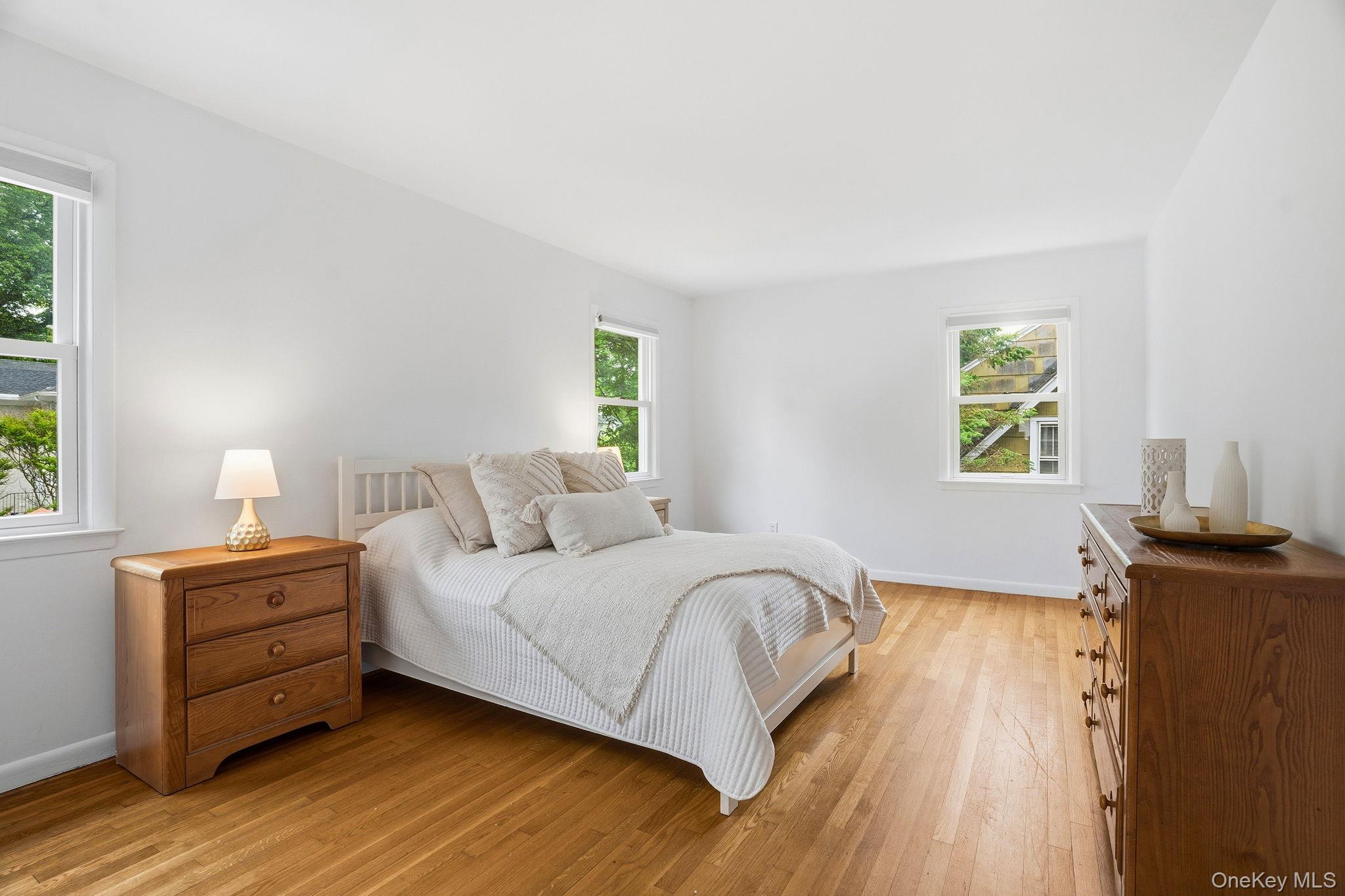 857 Webster Avenue Property Photo 13
