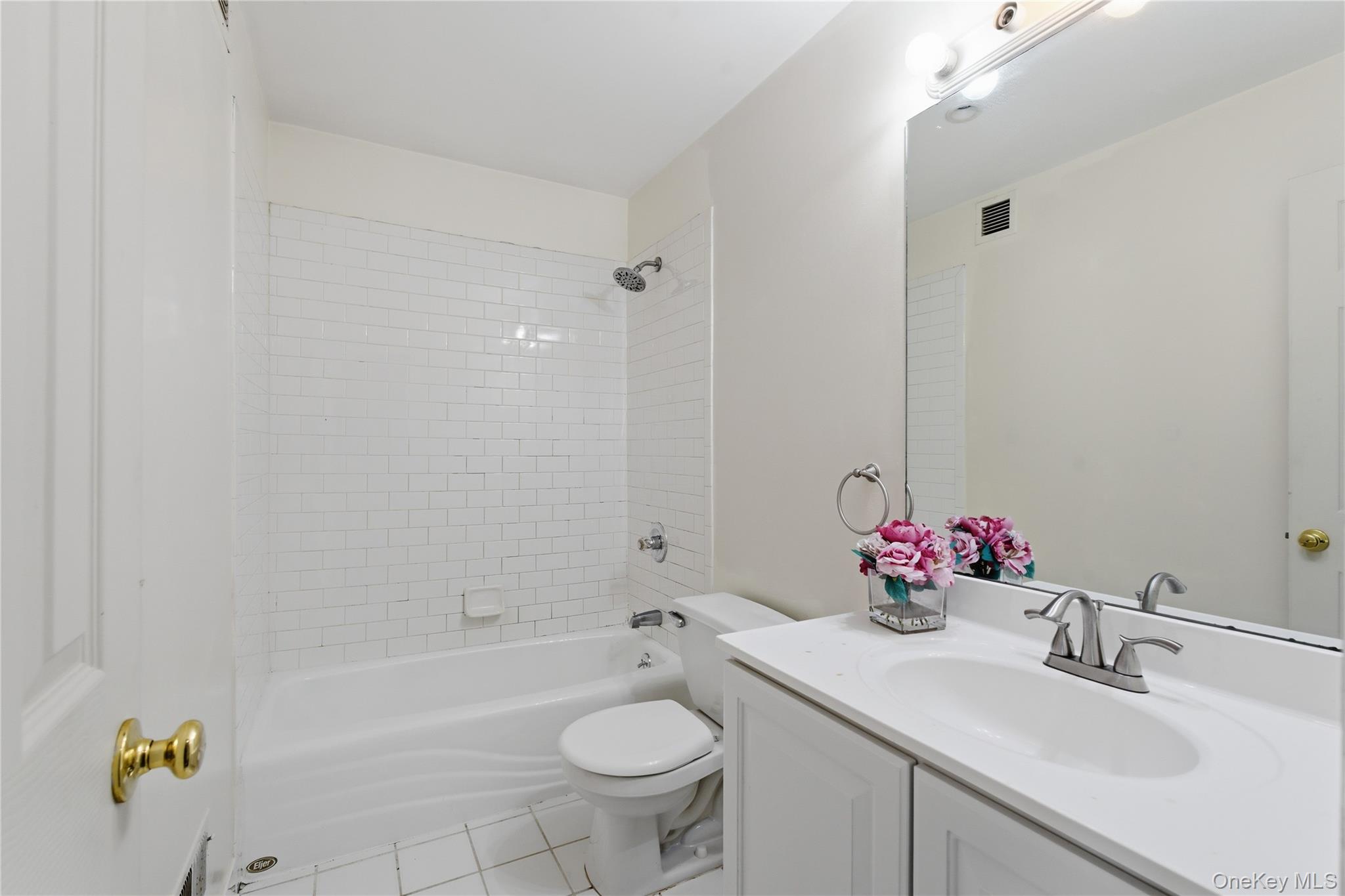 83 Kings Highway 7 Property Photo 23