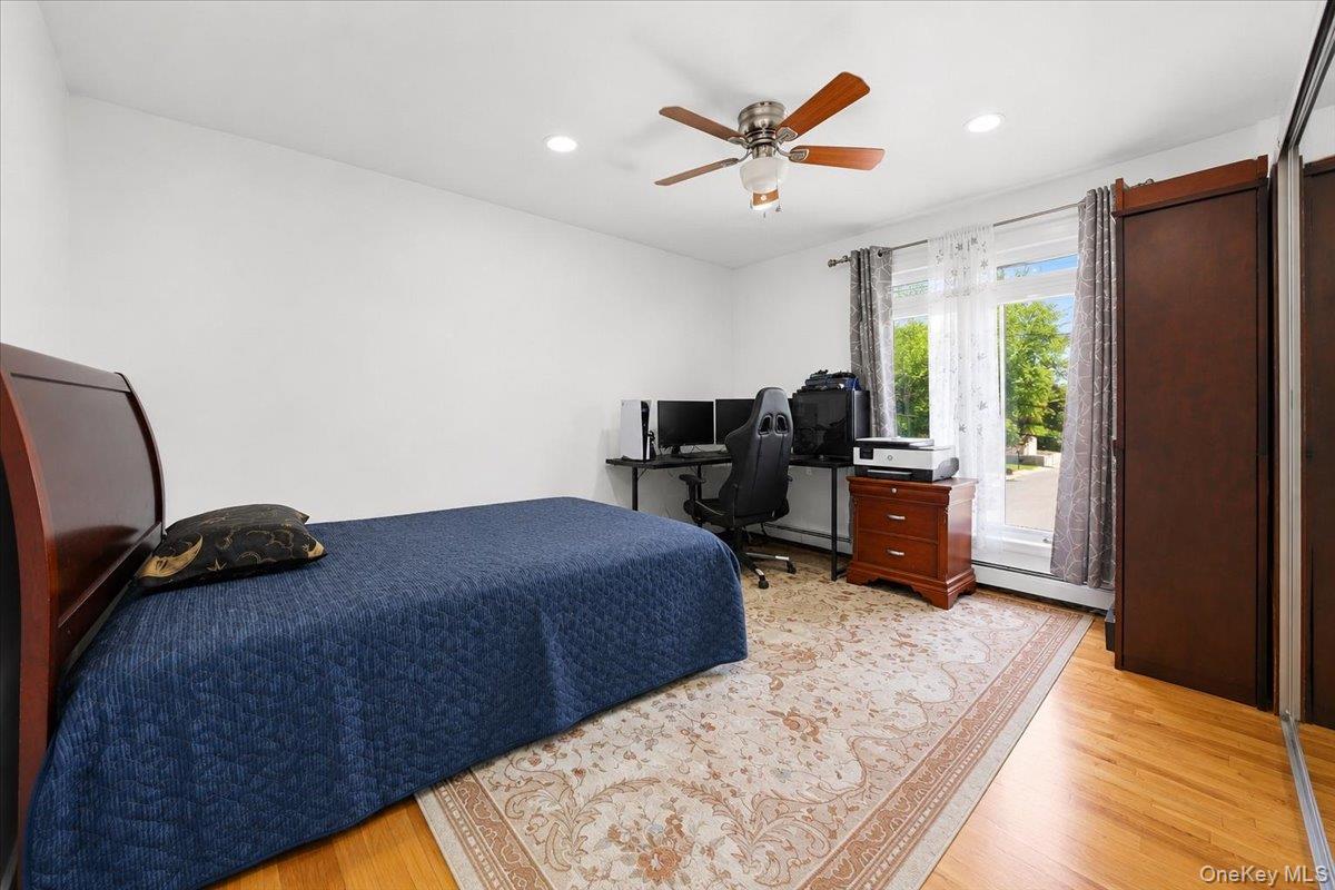 15 Oakhurst Street Property Photo 6
