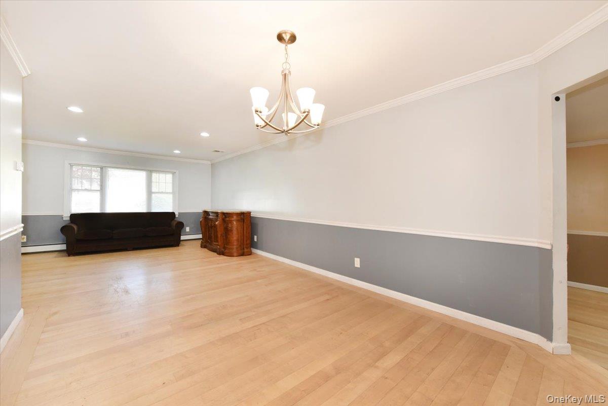 20 Dumond Place Property Photo 6