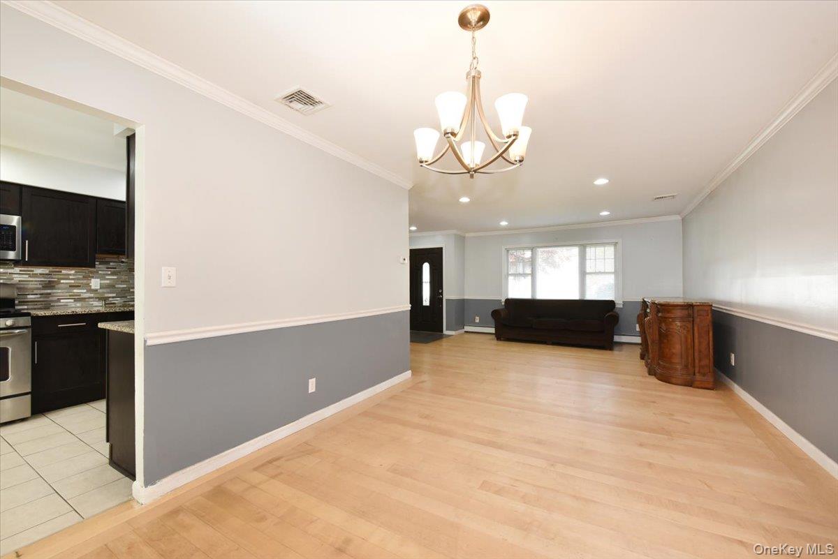 20 Dumond Place Property Photo 7