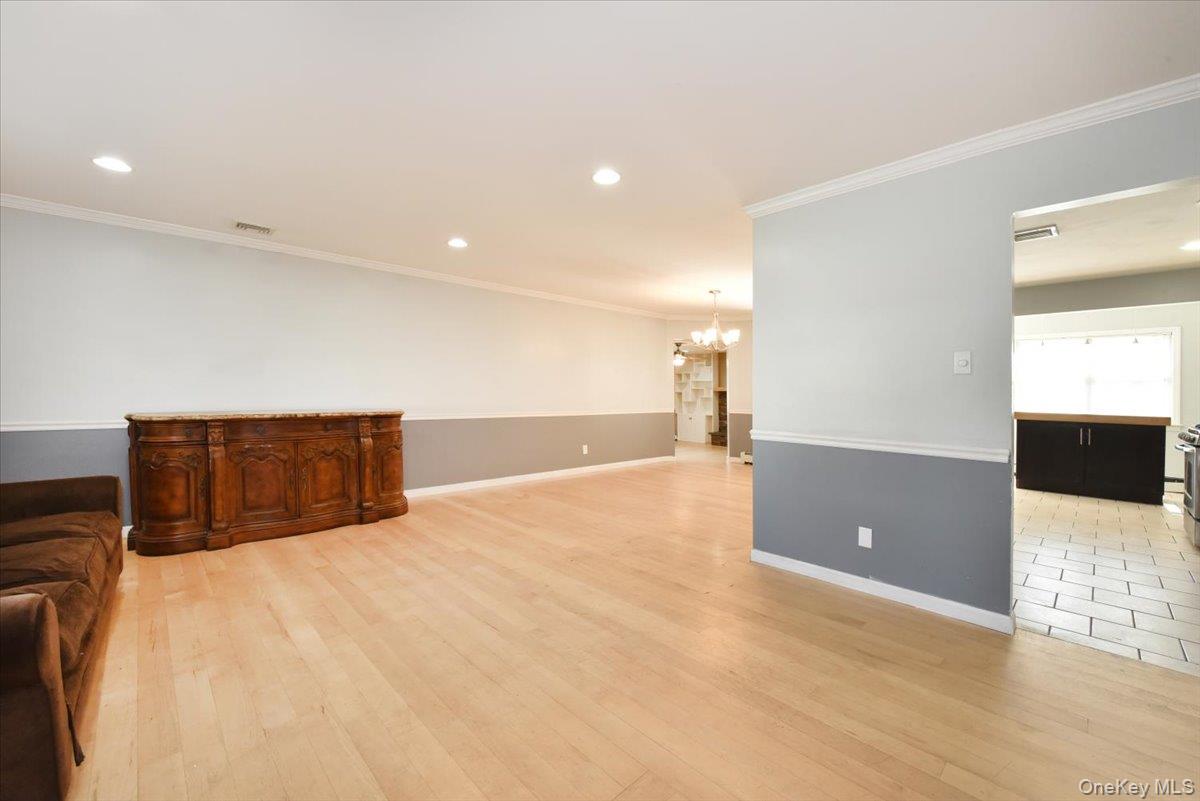 20 Dumond Place Property Photo 9