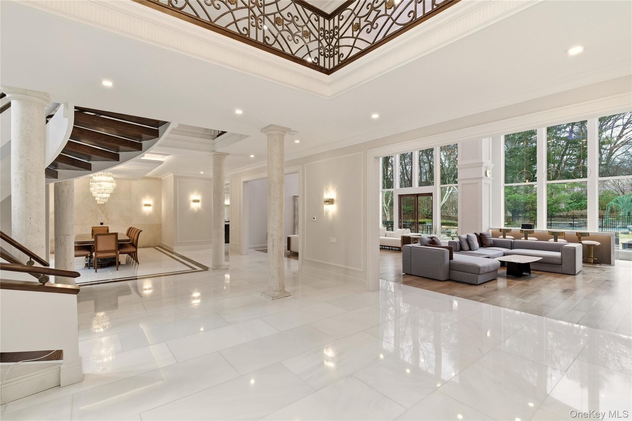 55 Coves Run Property Photo 4
