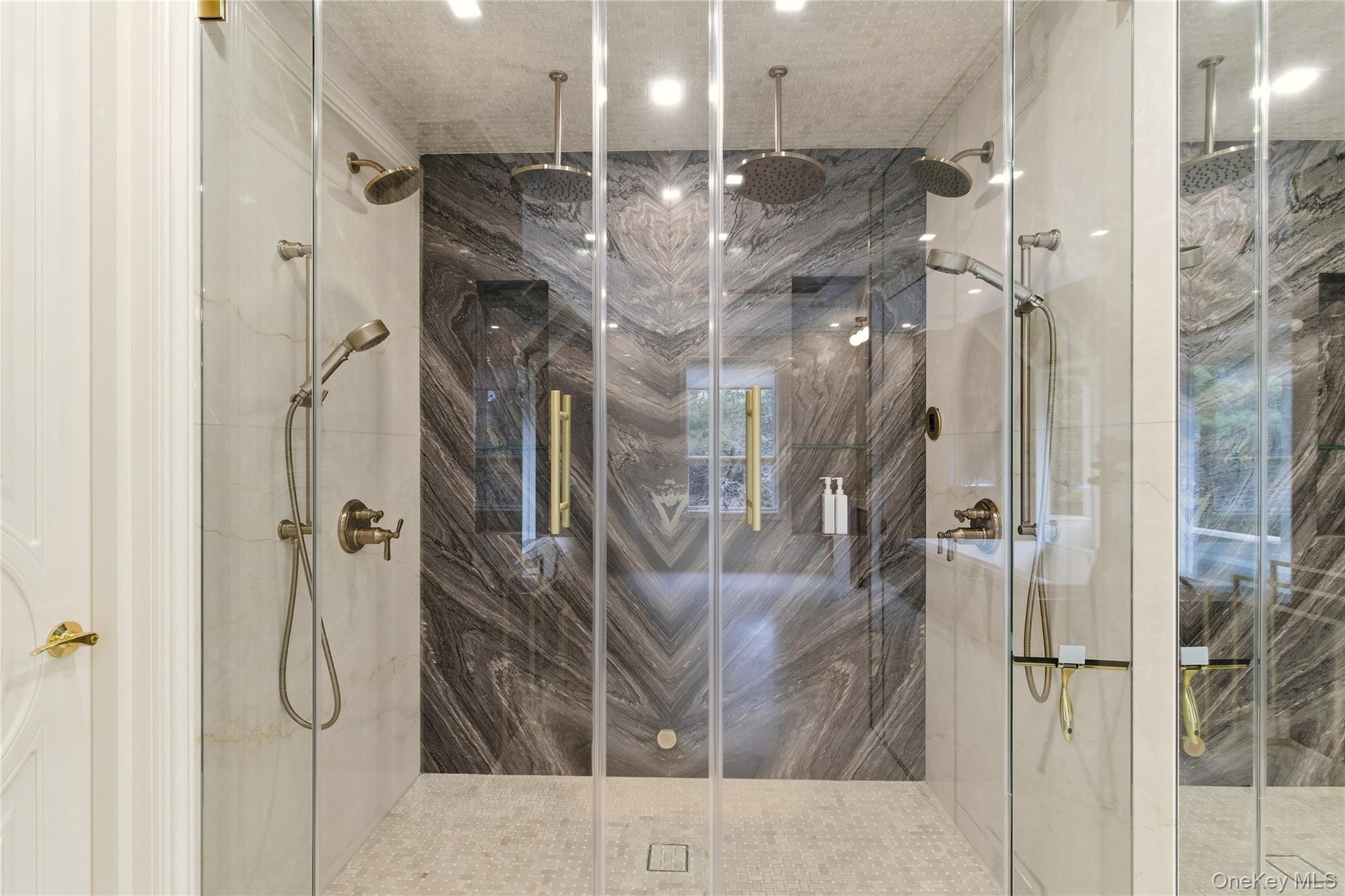 55 Coves Run Property Photo 28