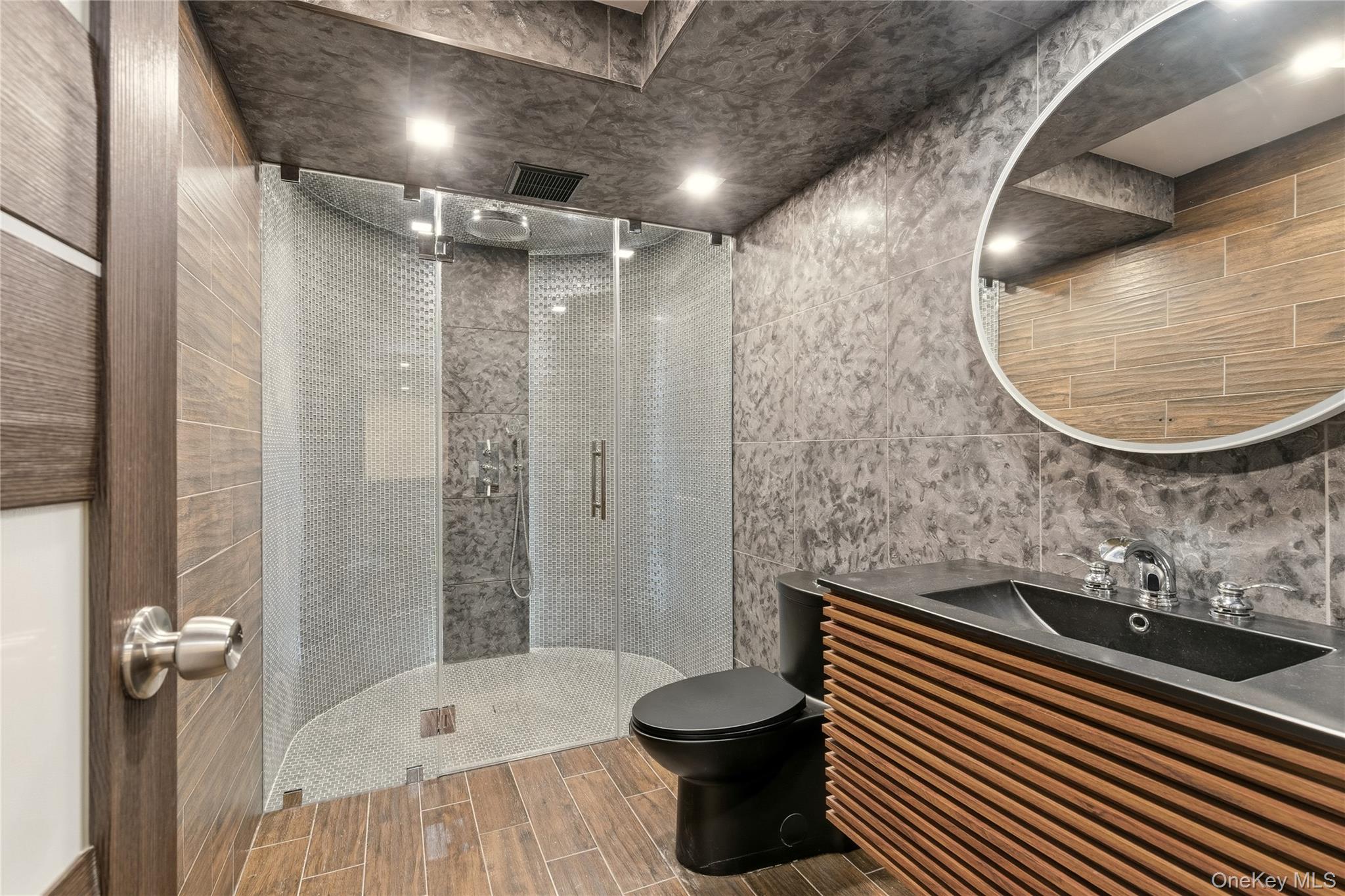 55 Coves Run Property Photo 46