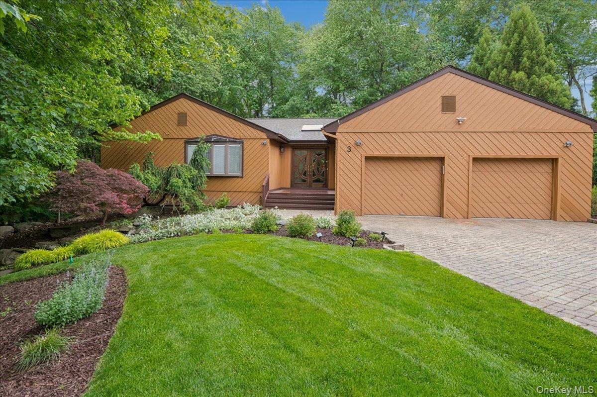 3 Rookery Circle Property Photo 1