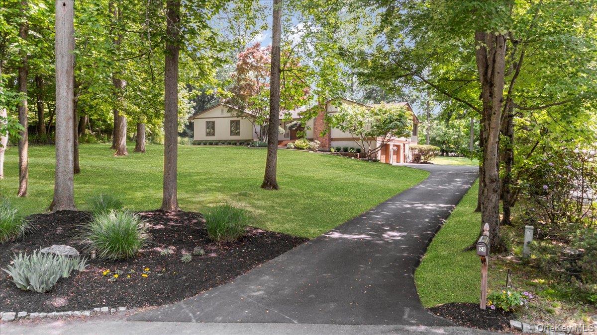 20 Aberdeen Drive Property Photo 2