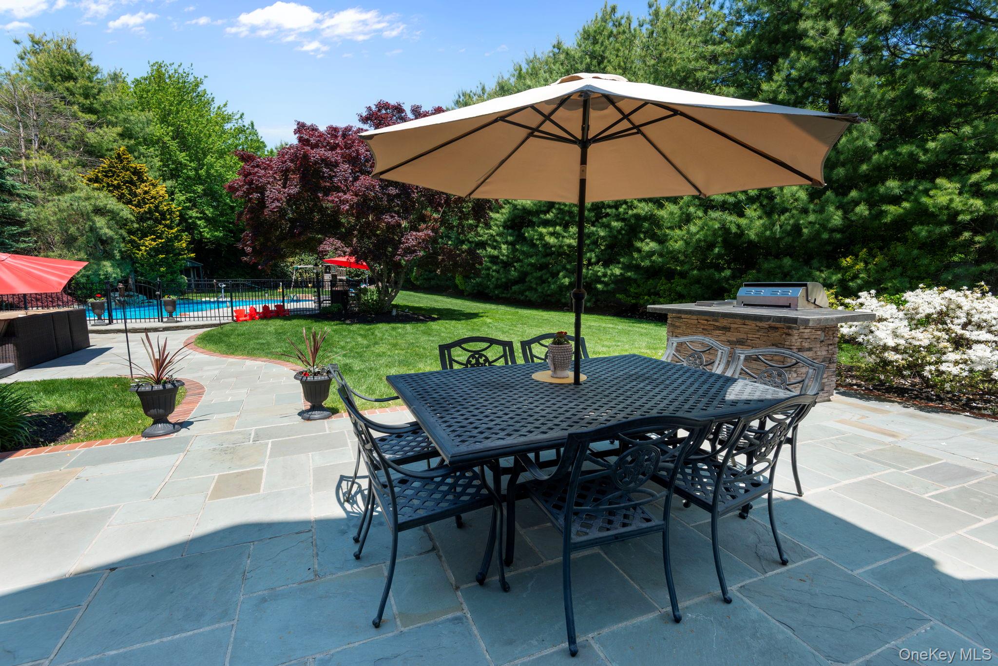 34 Ketchum Court Property Photo 6