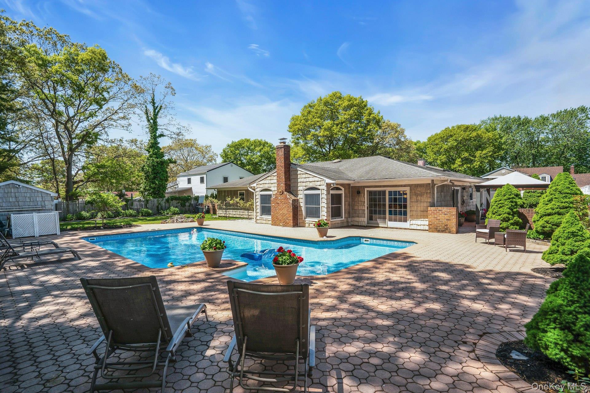 17 Priscilla Avenue Property Photo 36