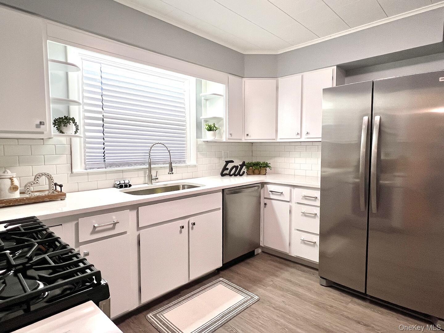96 56 Property Photo 5