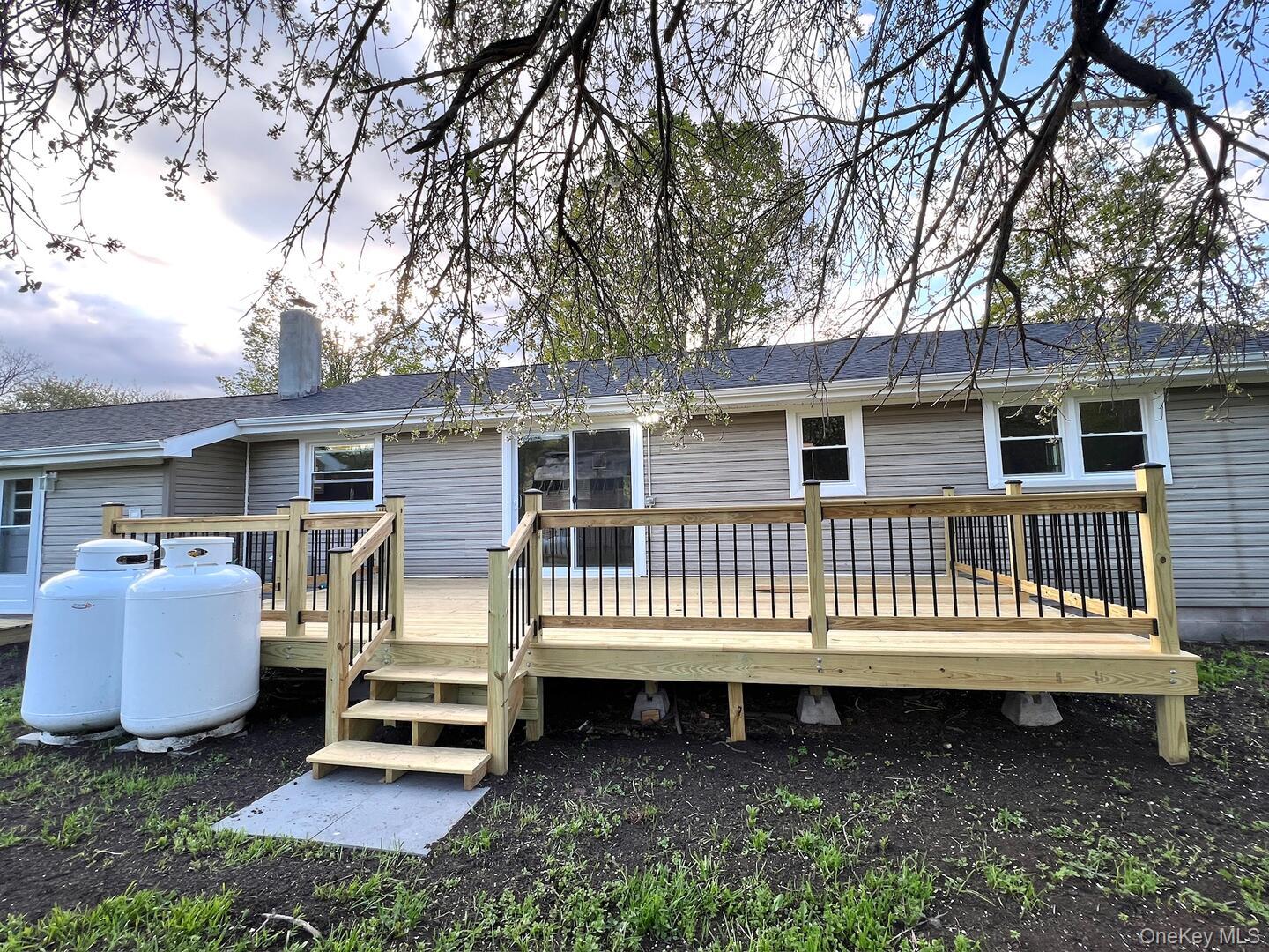 96 56 Property Photo 18