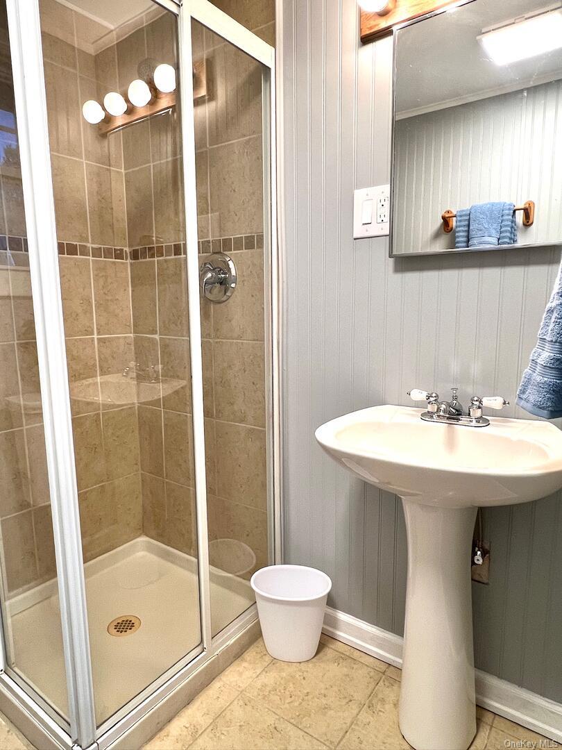 96 56 Property Photo 27