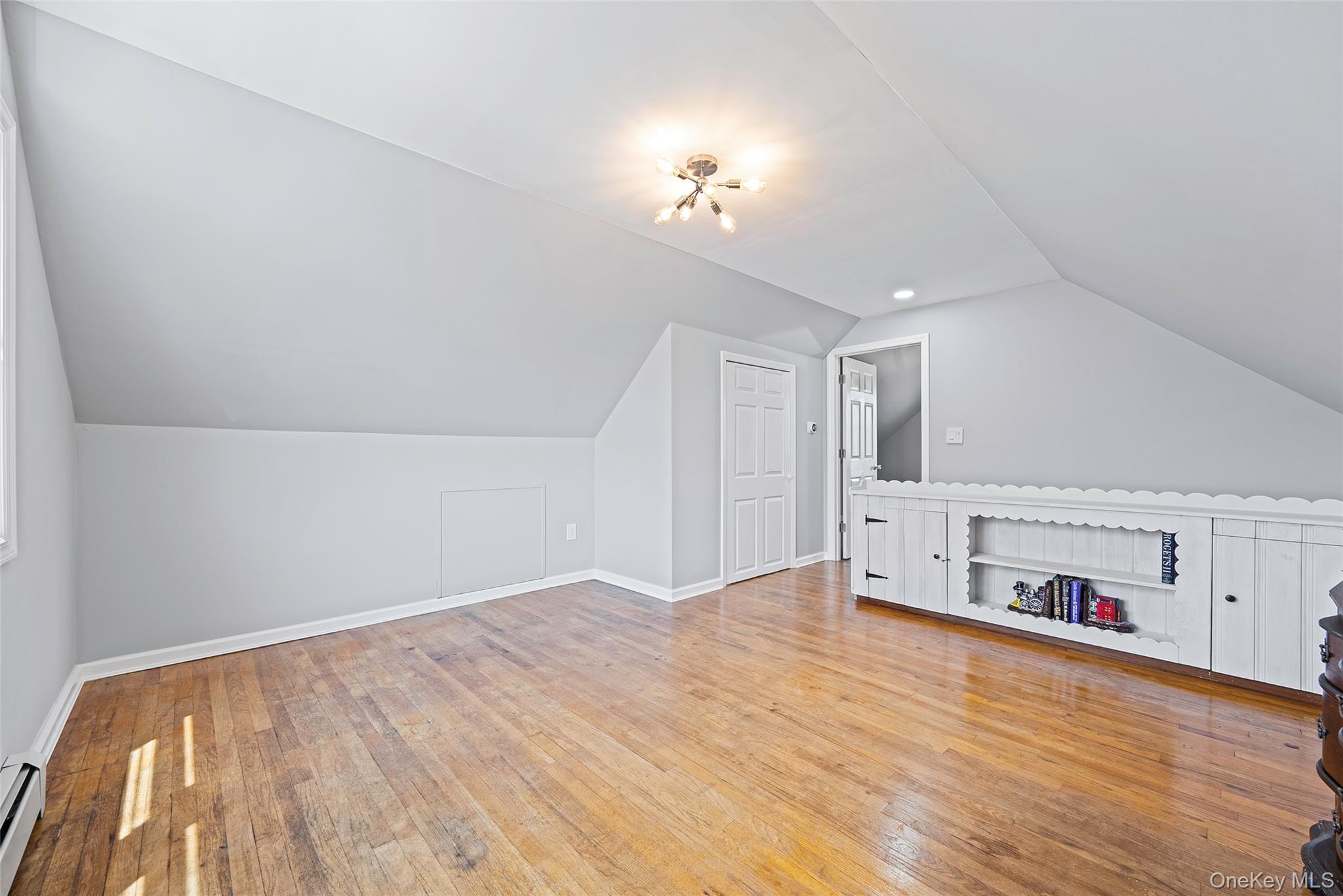 217 Stephen Street Property Photo 12