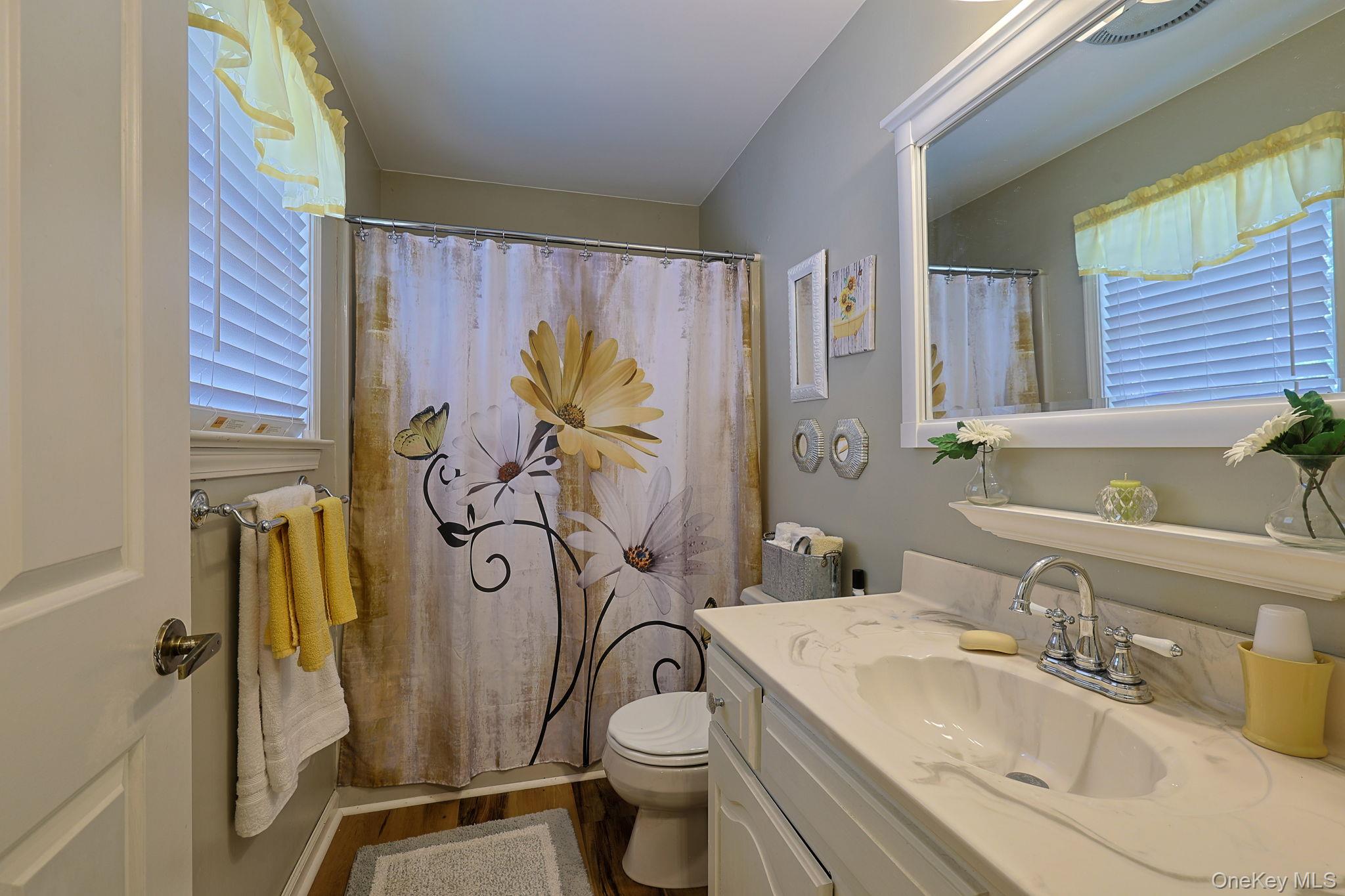 3 Unity Lane Property Photo 24