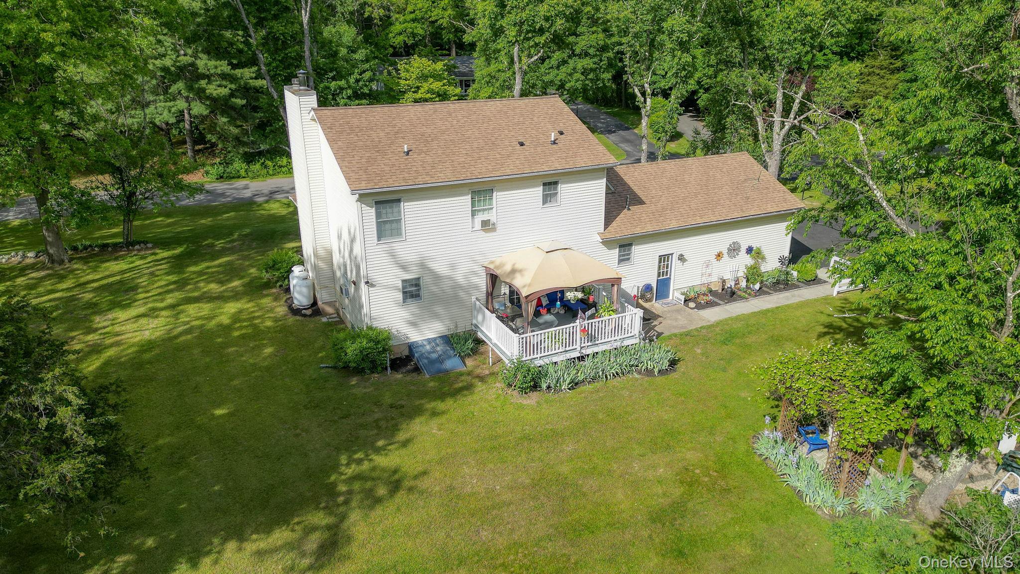3 Unity Lane Property Photo 37