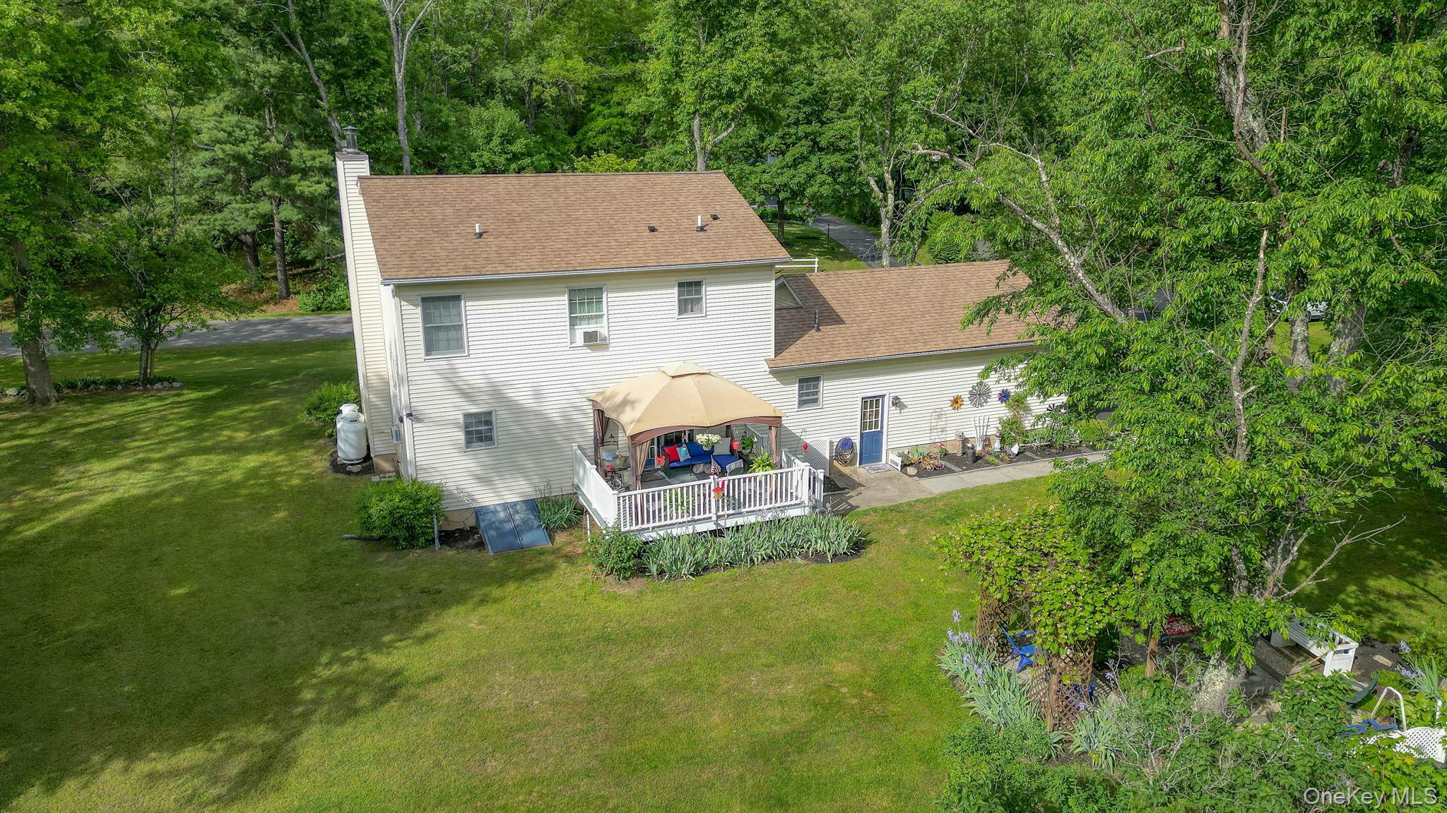 3 Unity Lane Property Photo 38