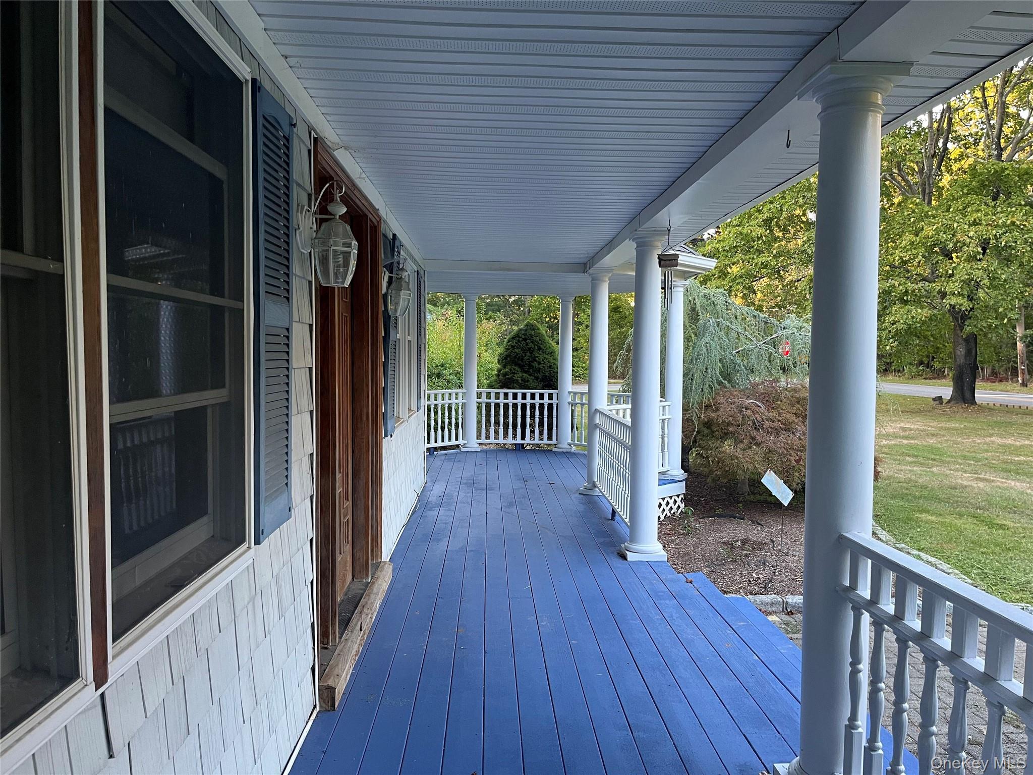 1799 Wading River Manor Road Property Photo 3