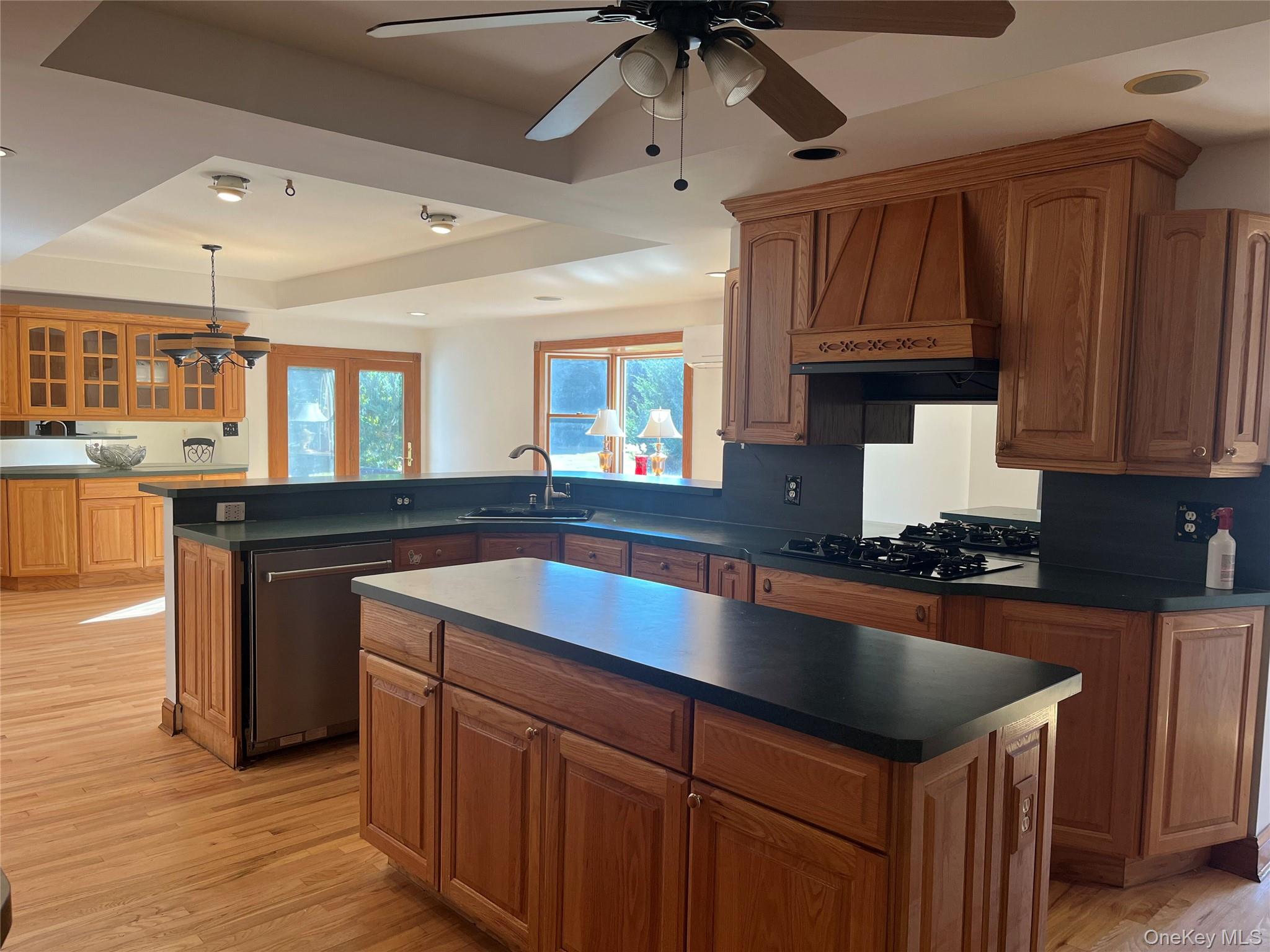 1799 Wading River Manor Road Property Photo 9