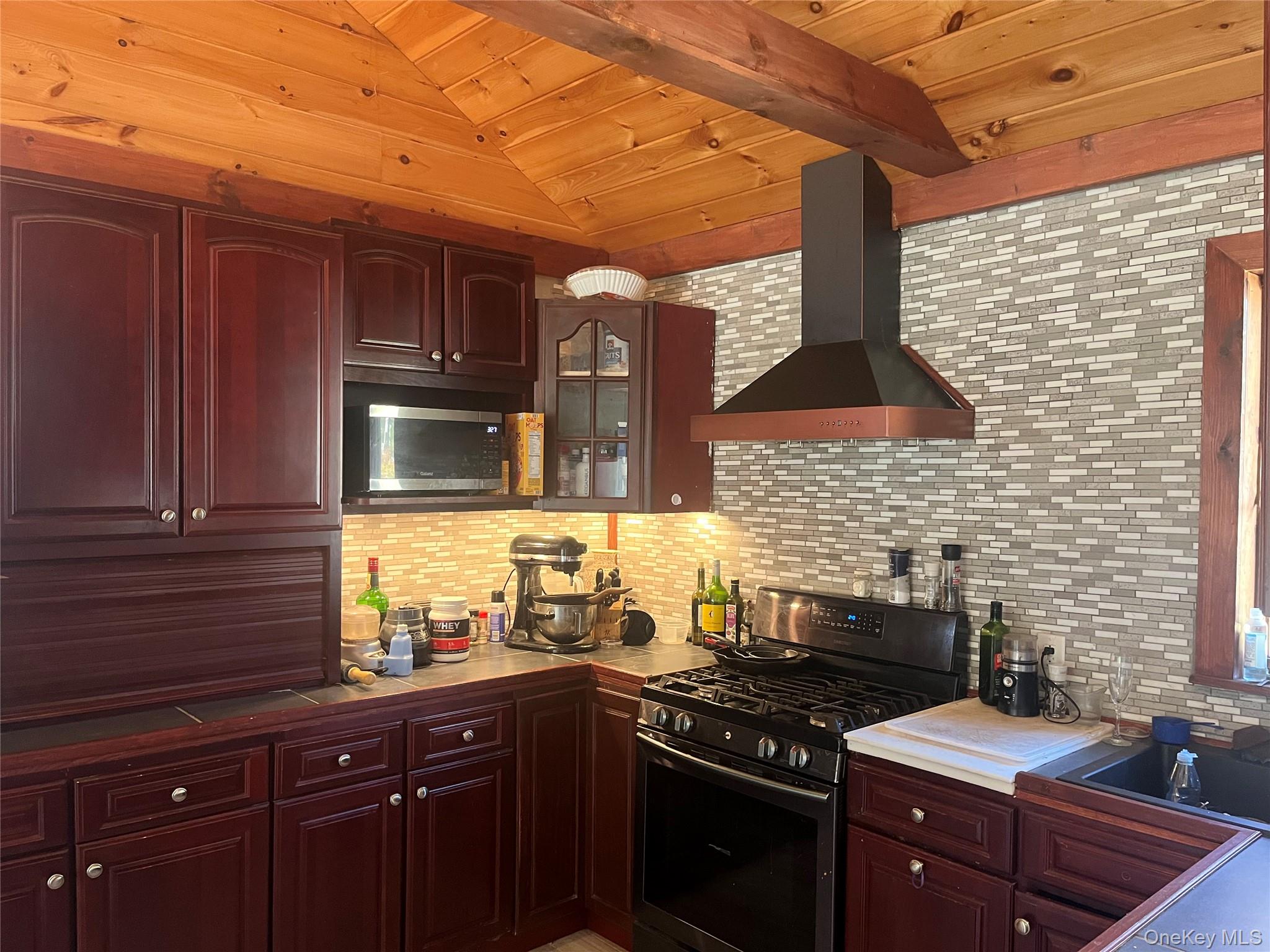 1799 Wading River Manor Road Property Photo 30