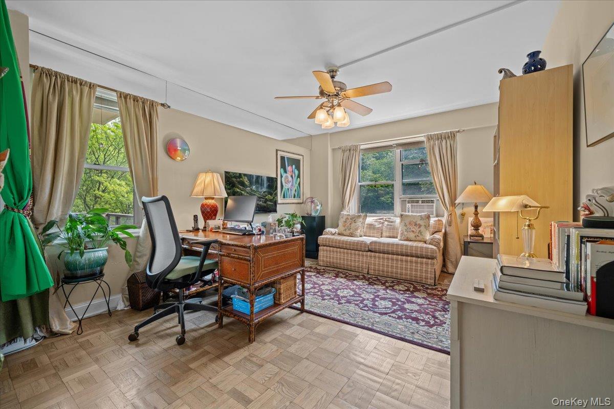 750 Kappock Street 305 Property Photo 10