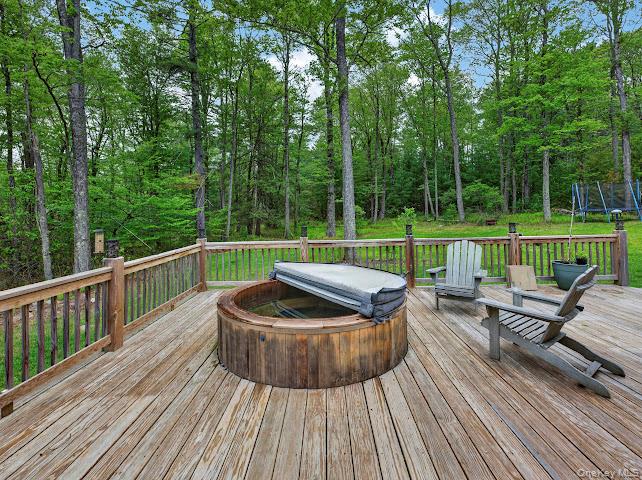 203 Wildwood Way Property Photo 7