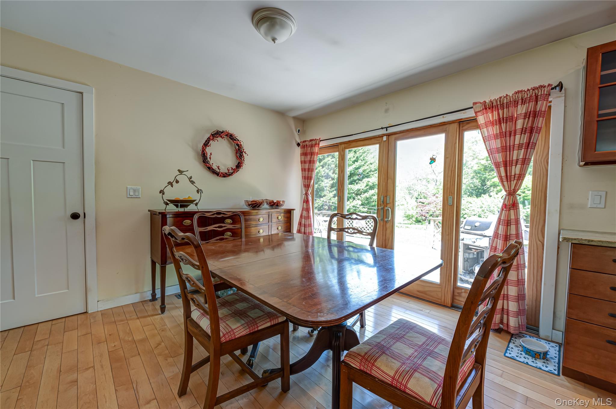37 Crescent Bow Property Photo 9