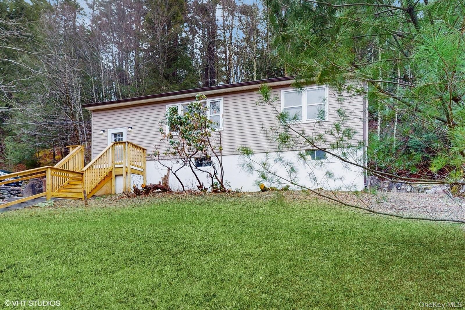 736 State Route 55 Property Photo 19