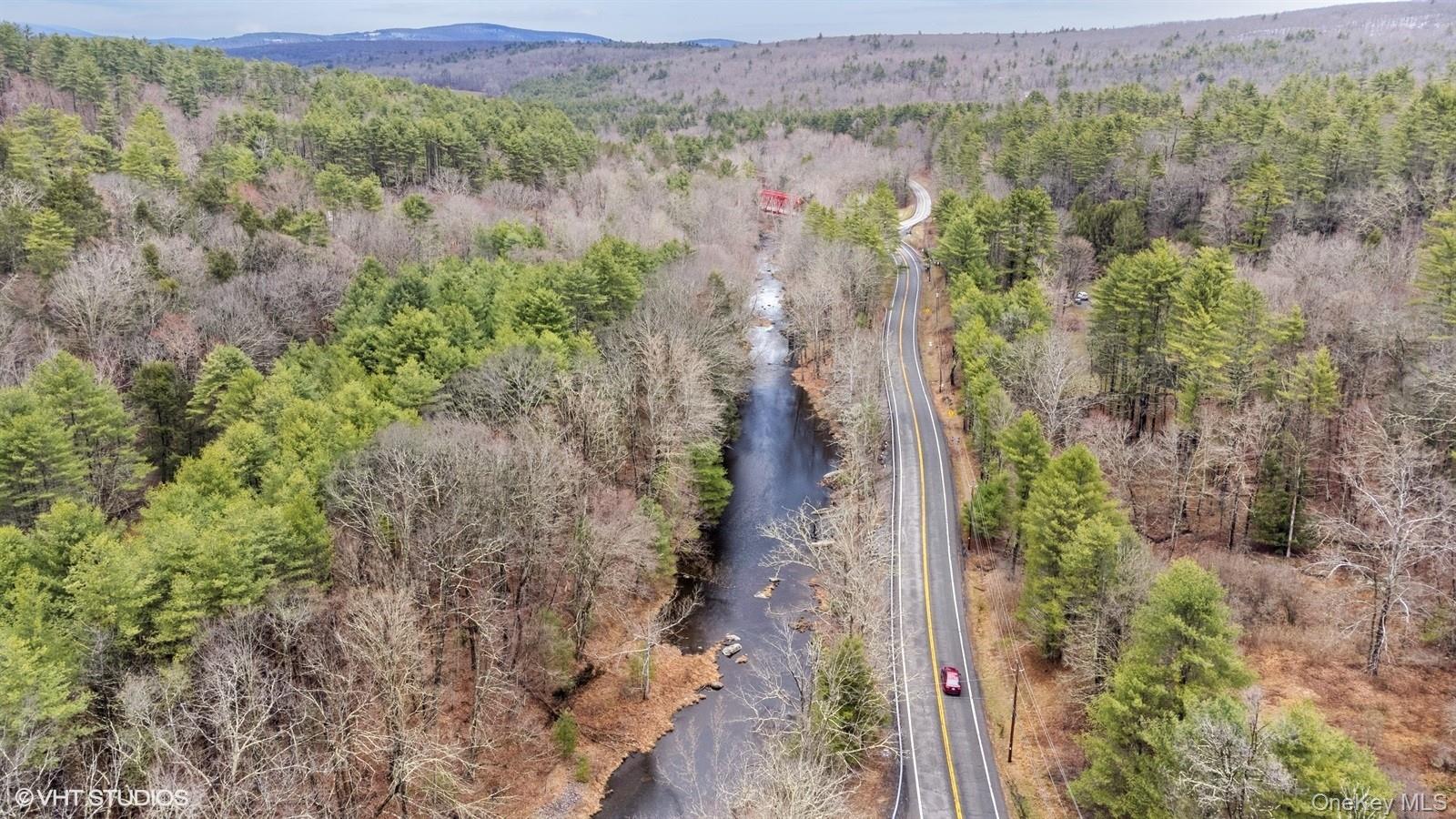 736 State Route 55 Property Photo 35