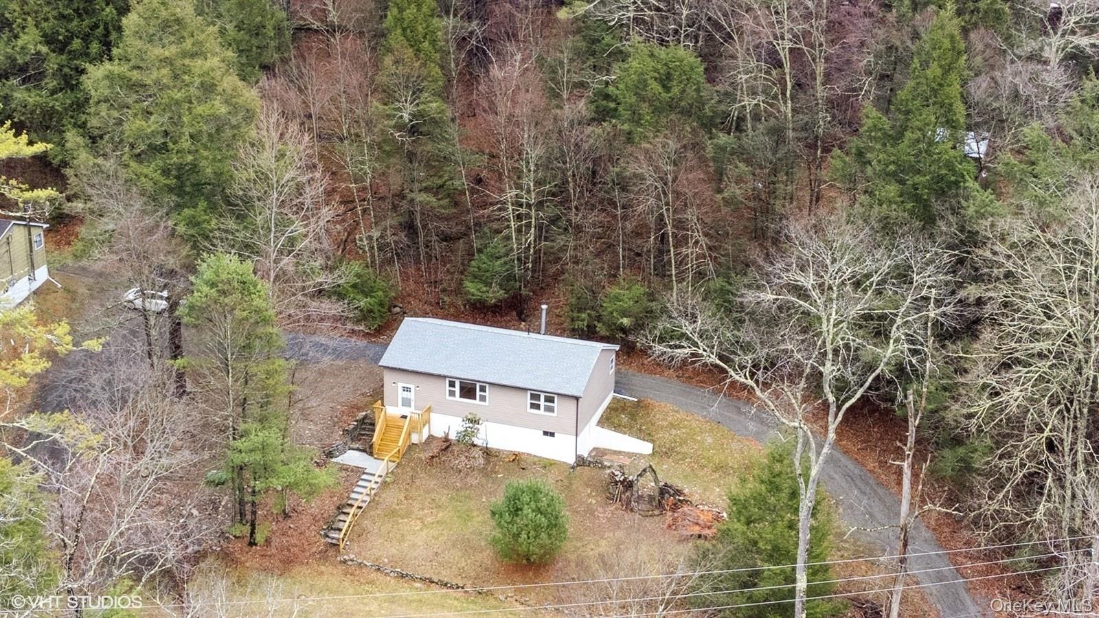 736 State Route 55 Property Photo 37