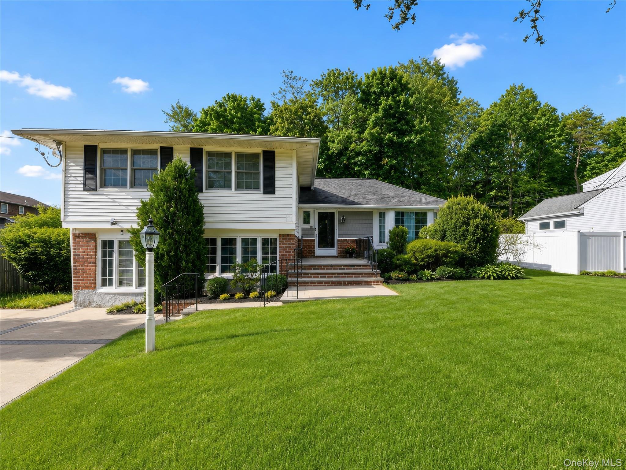 74 Cornell Drive Property Photo 1