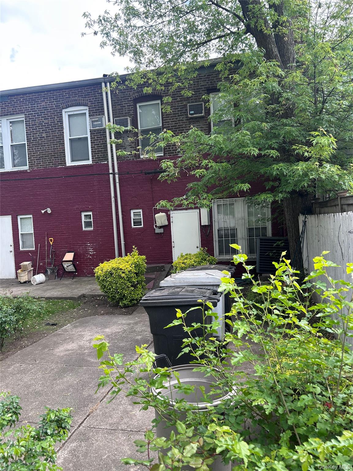 200-21 Linden Boulevard Property Photo 13