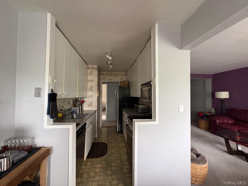 505 Central Avenue 308 Property Photo 6