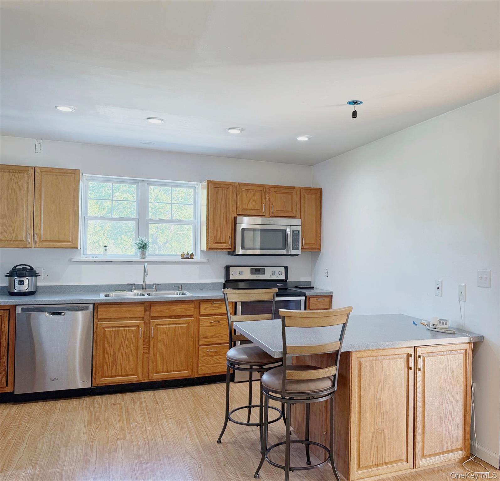 21 Ohandley Drive Property Photo 4