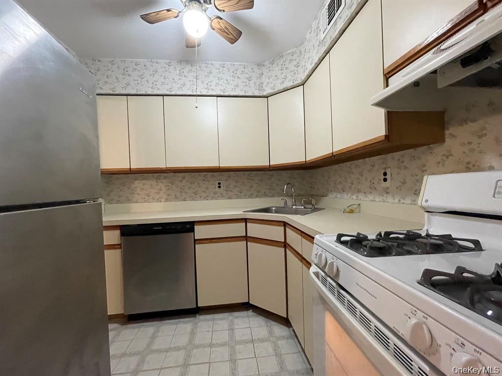 9 Fairview Circle Property Photo 10