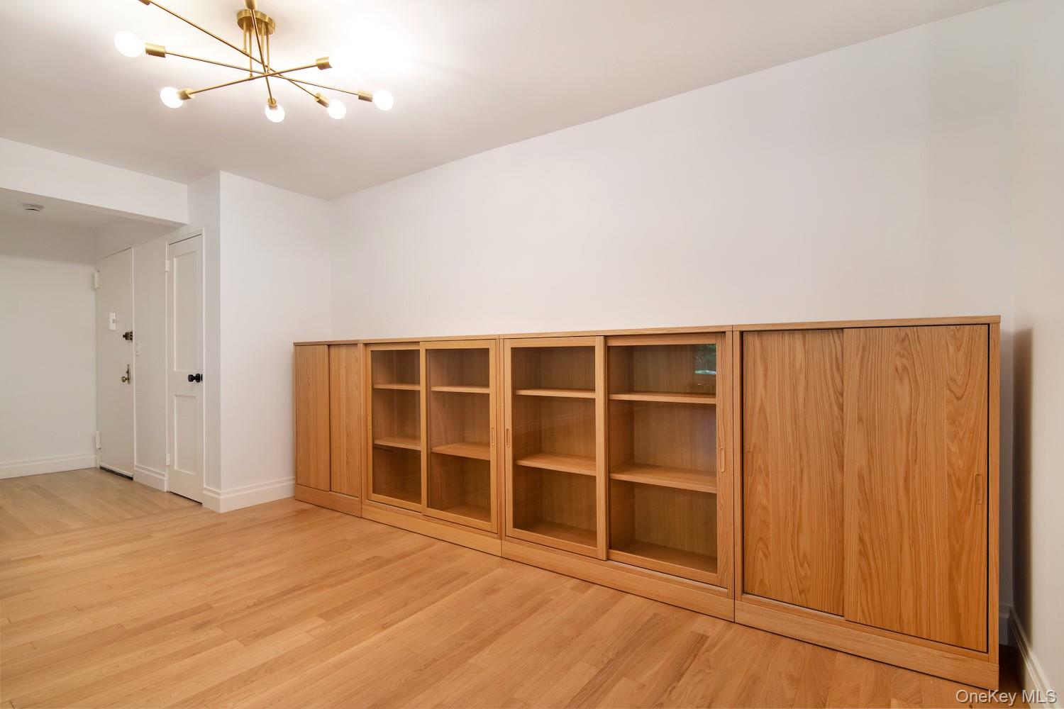 100 Dehaven Drive 209 Property Photo 6