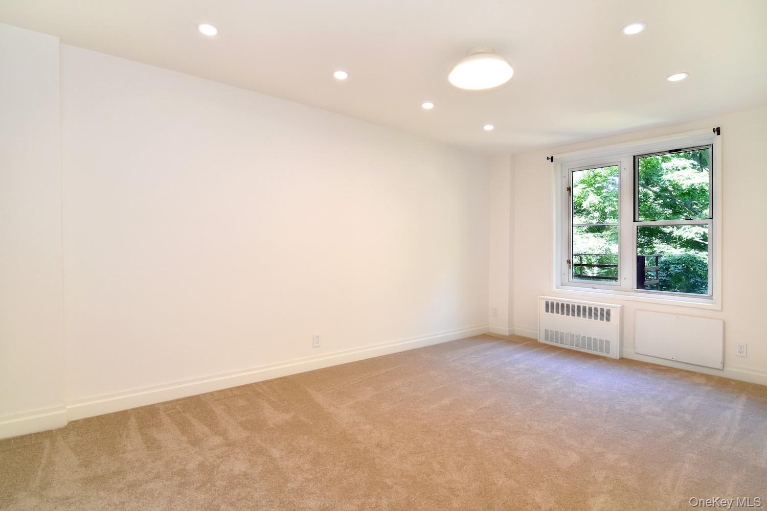 100 Dehaven Drive 209 Property Photo 12
