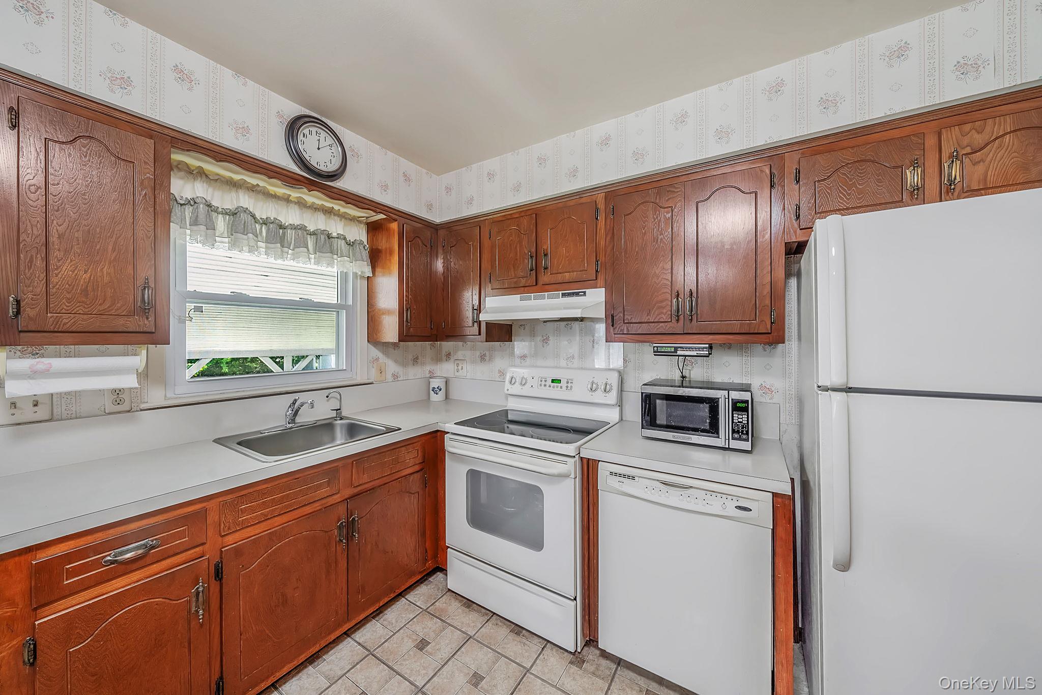 66 Henry Avenue Property Photo 19