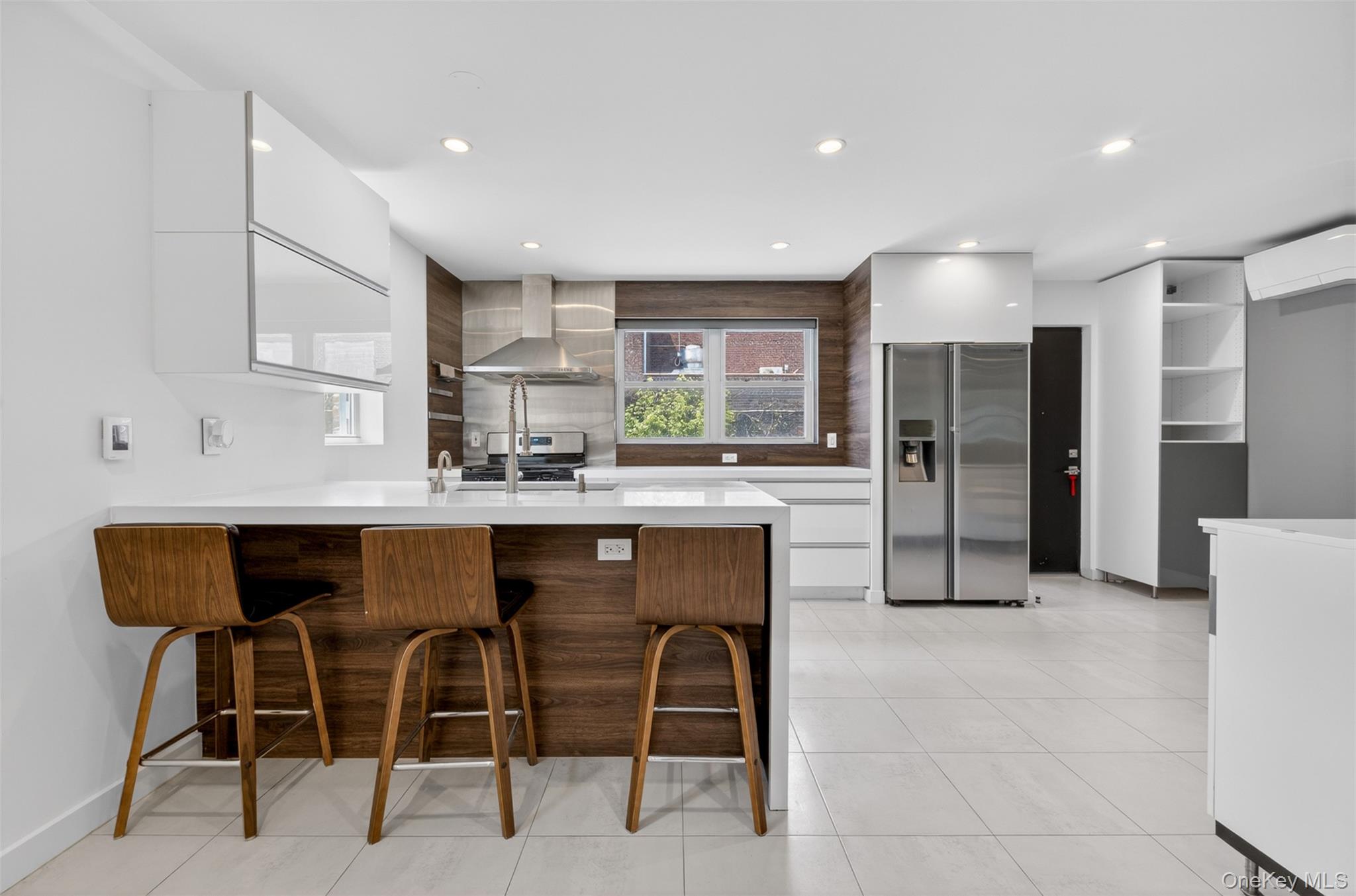 1222 151st Place Property Photo 9