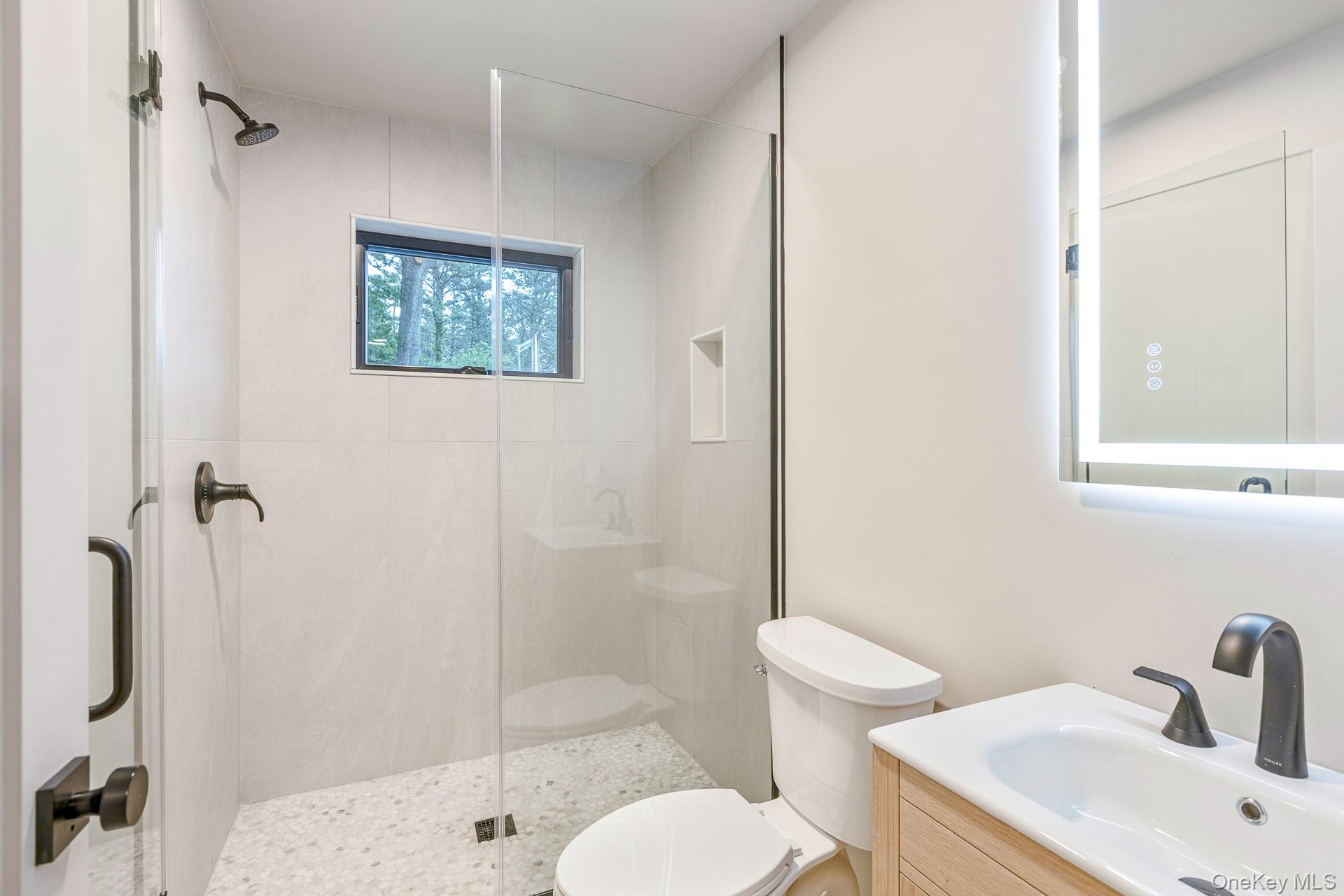 10 Jeffrey Lane Property Photo 25