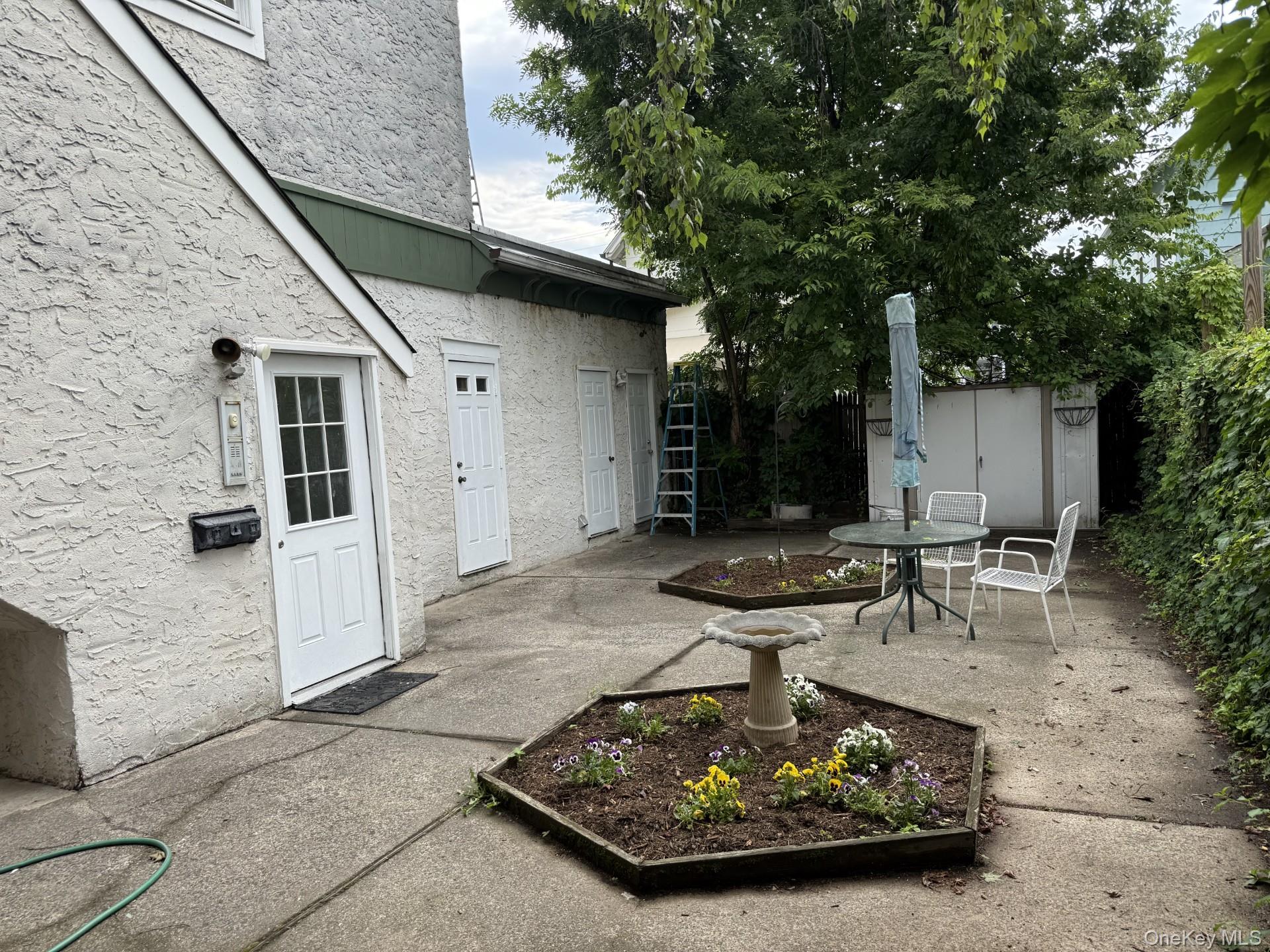 27 N Franklin Street Property Photo 7