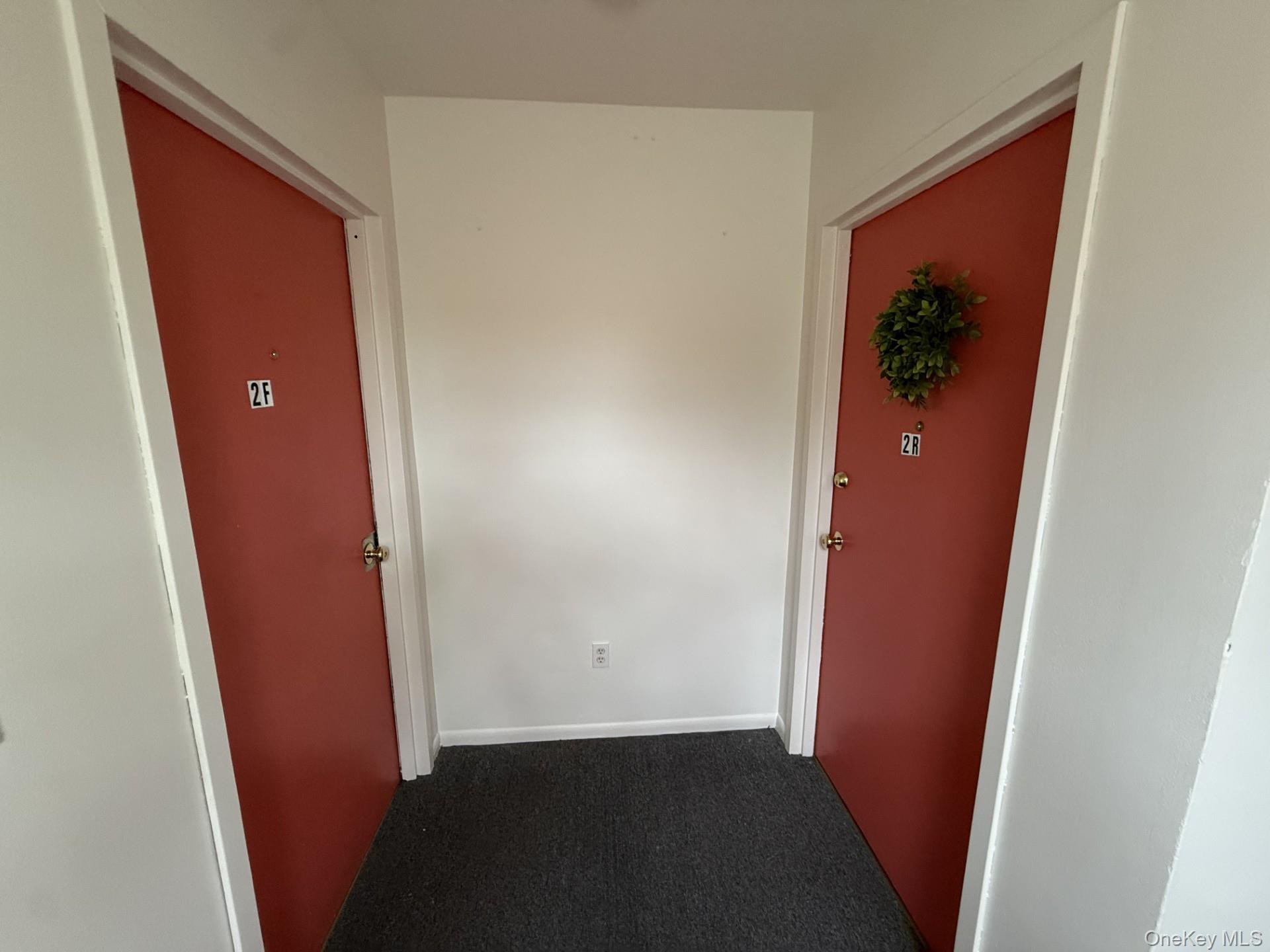 27 N Franklin Street Property Photo 8