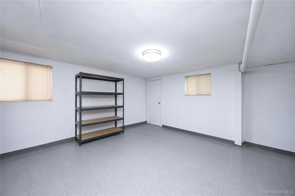 2118 E 27th Street Property Photo 26